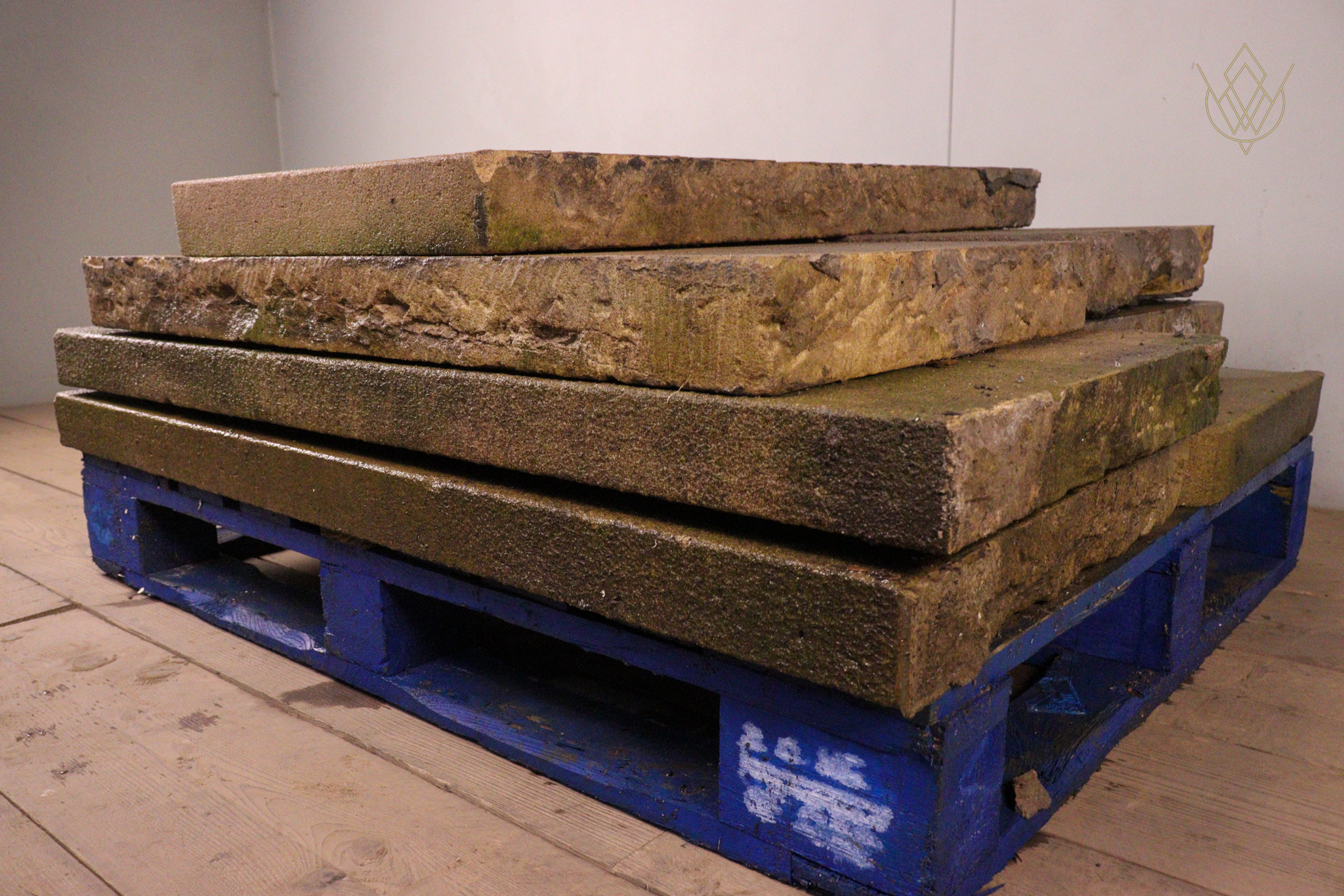 21.75ft - 20" x 3" Flat Reclaimed Sandstone Coping Stones - WM12353 - Image 7