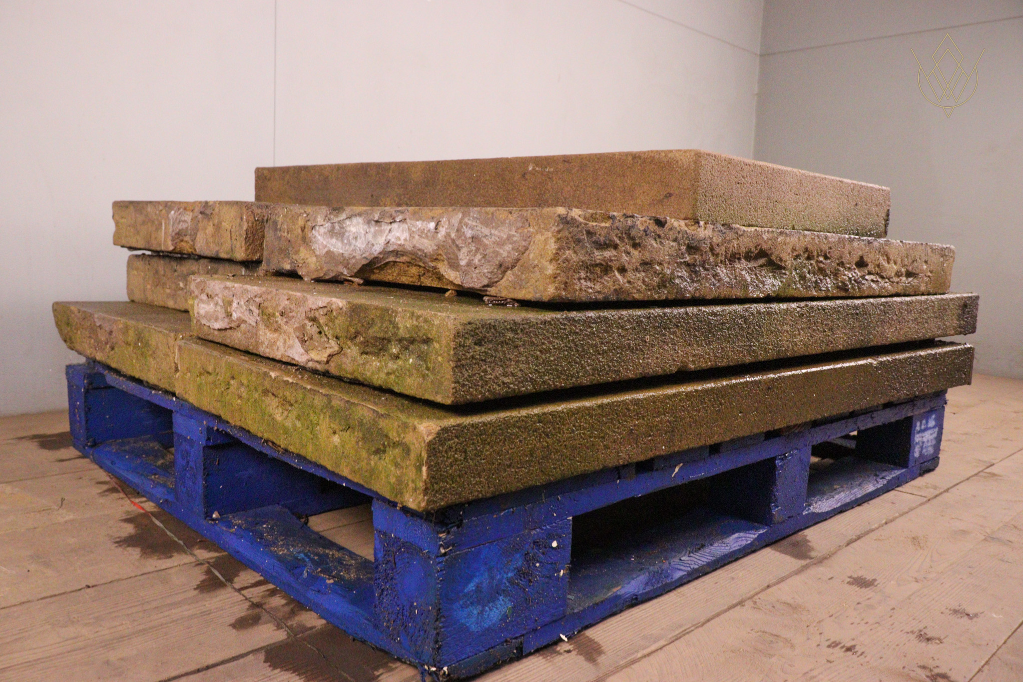 21.75ft - 20" x 3" Flat Reclaimed Sandstone Coping Stones - WM12353 - Image 4