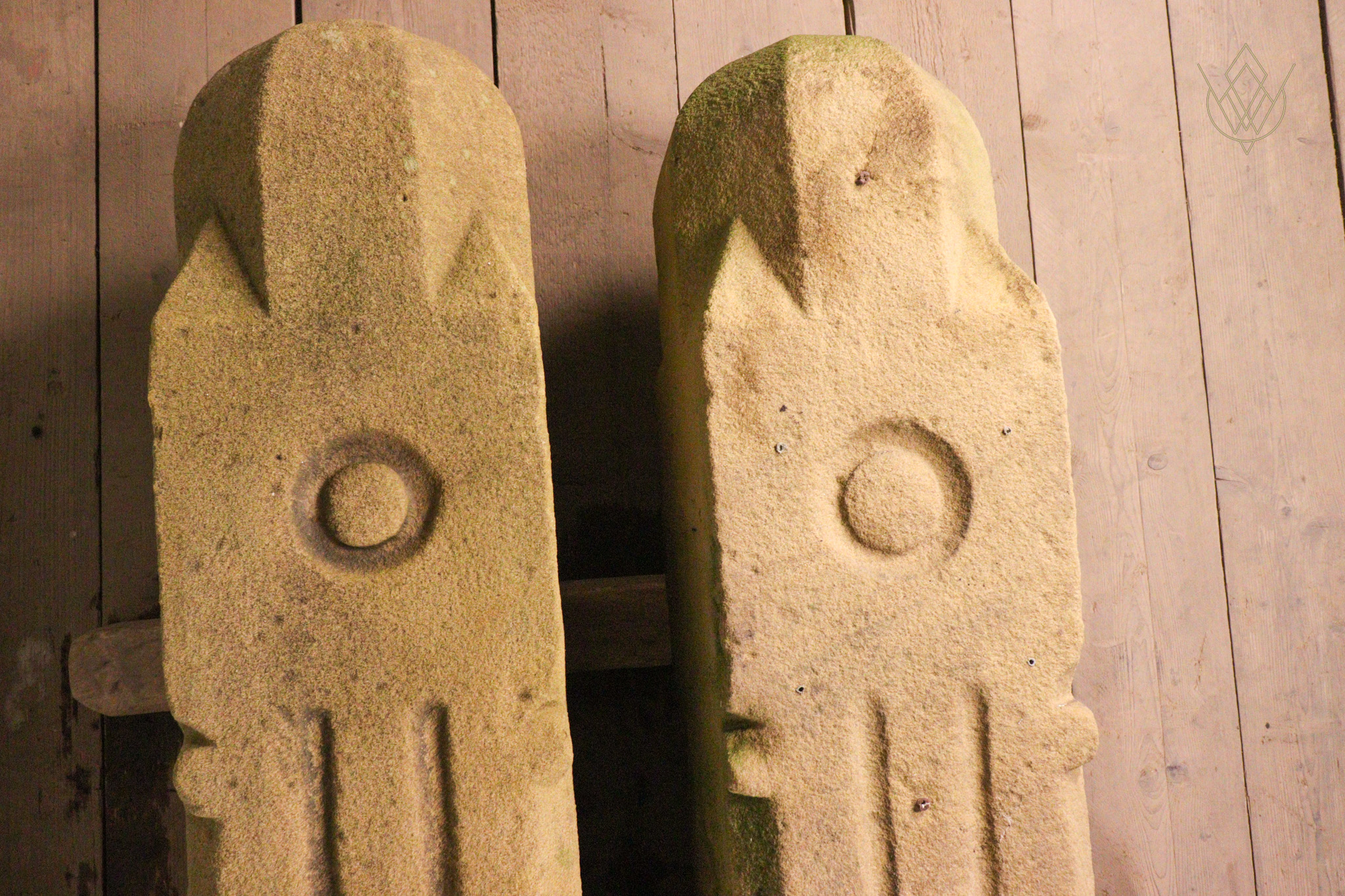 Pair of Ornate Victorian Sandstone Gateposts - WM12355 - Image 2