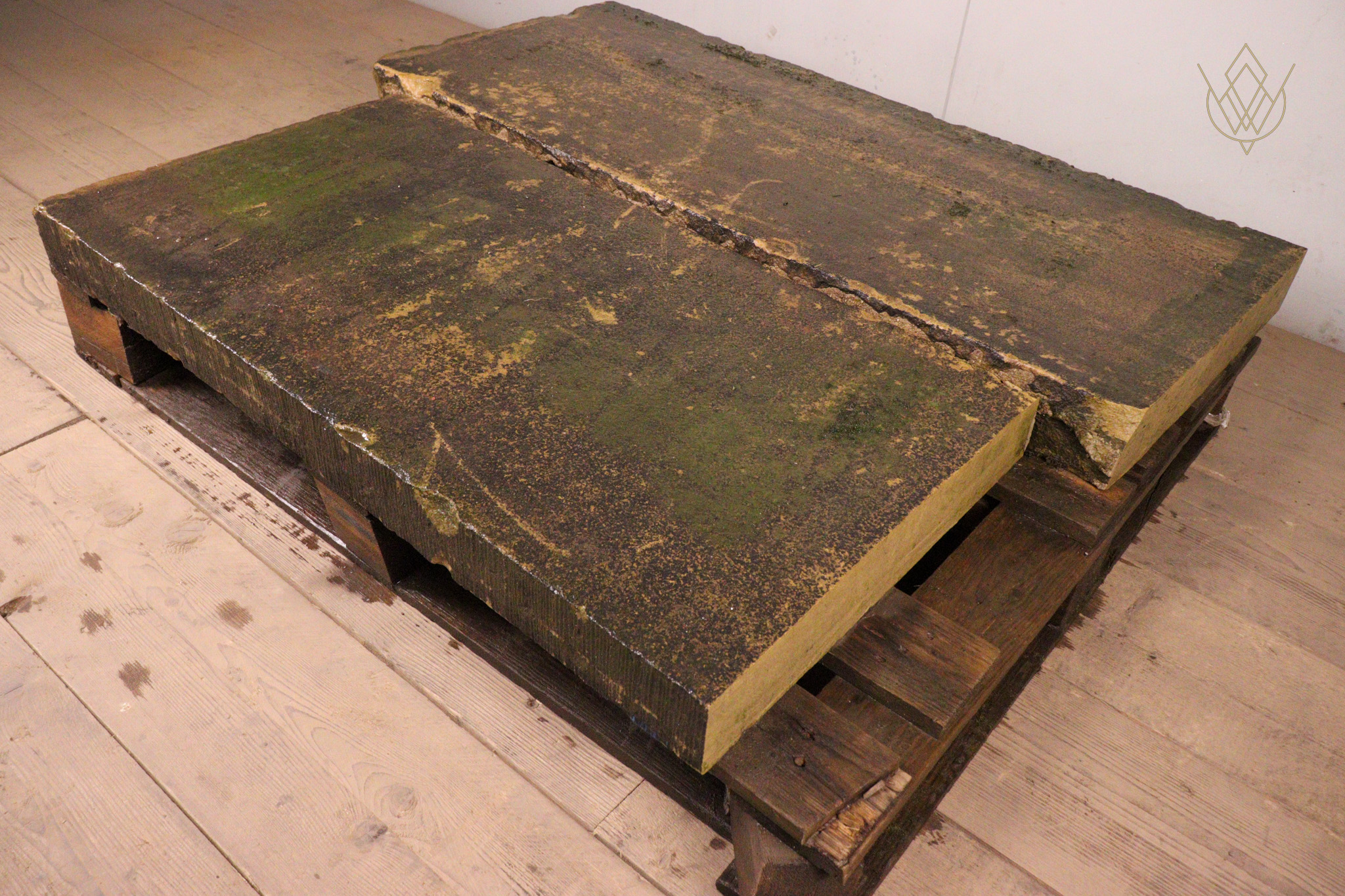 7.5ft - 21" x 3.25" Flat Reclaimed Sandstone Coping Stones - WM12357