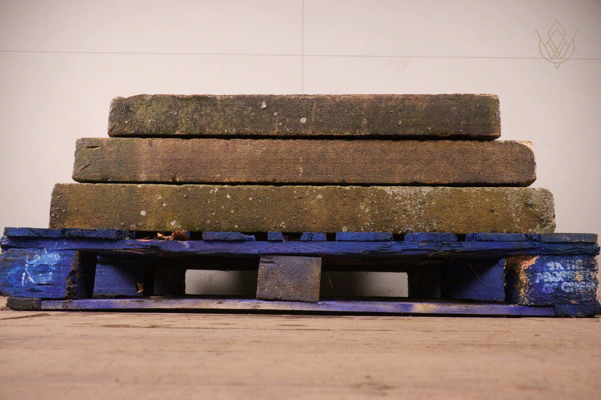 22ft - 18" x 4" Flat Reclaimed Sandstone Coping Stones - WM12358 - Image 2