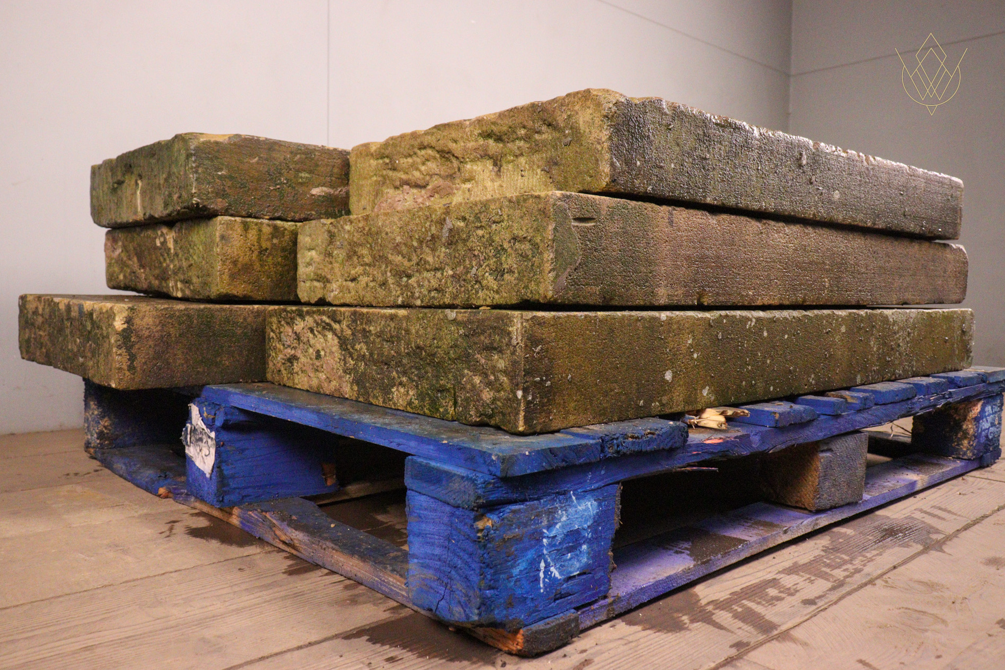 22ft - 18" x 4" Flat Reclaimed Sandstone Coping Stones - WM12358 - Image 5