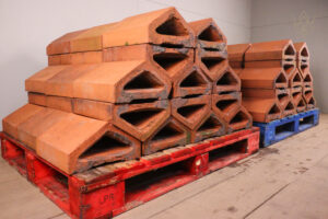 Victorian Red Terracotta Triangle Coping Stones - WM12359