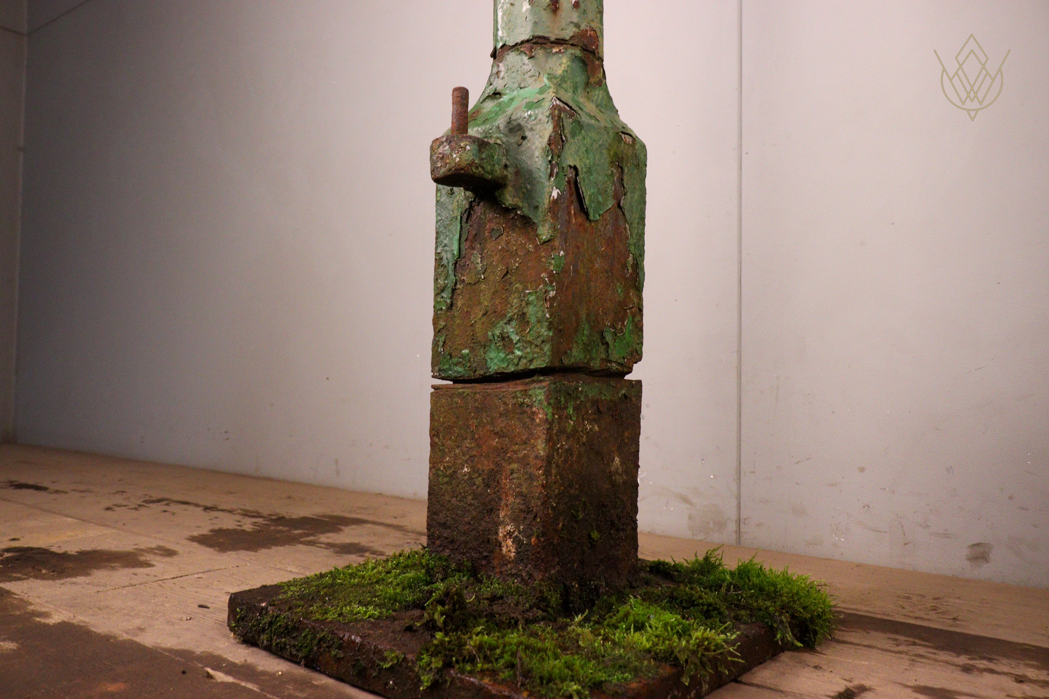 19th Century Cast Iron Gatepost - WM12366 - Image 3