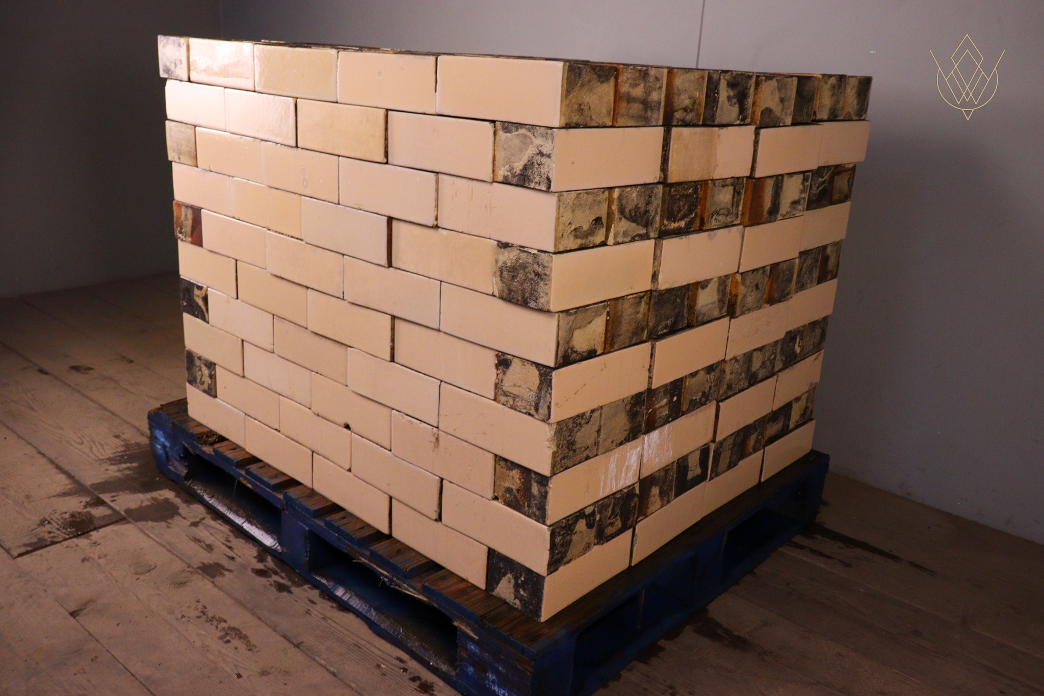 Reclaimed Cream/Beige Glazed Bricks - WM12377 - Image 2