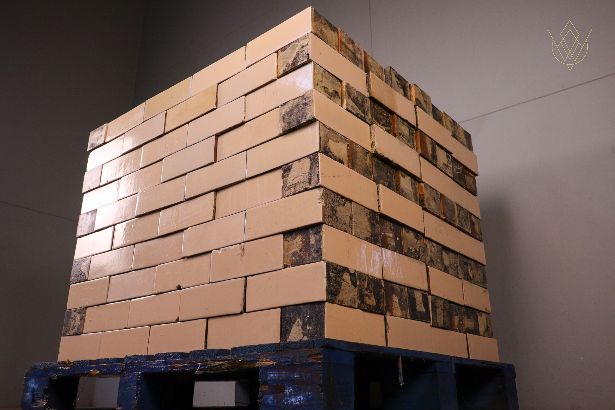 Reclaimed Cream/Beige Glazed Bricks - WM12377 - Image 5