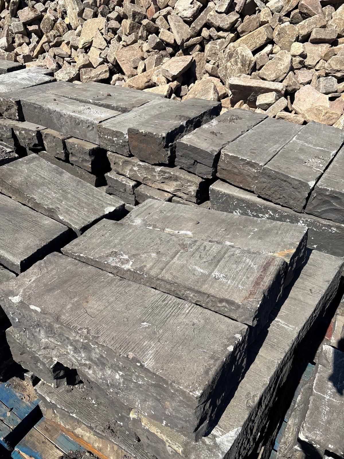 12" x 8" York Stone Kerbs/Edging - WM12442 - Image 8