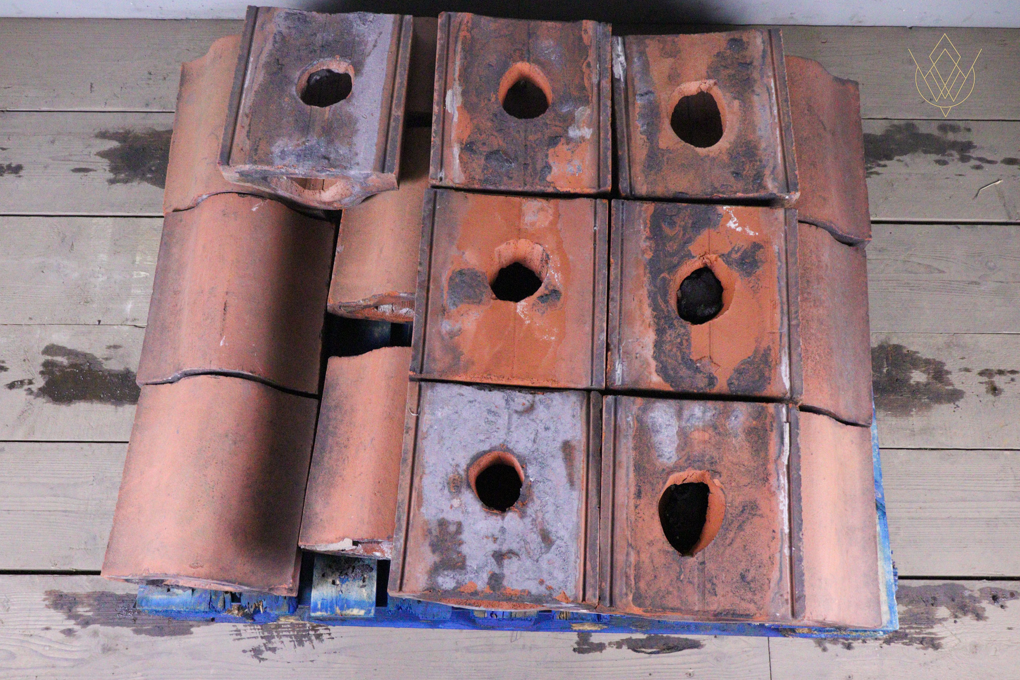 19x Victorian Red Terracotta Saddleback Coping Stones - WM12474 - Image 4