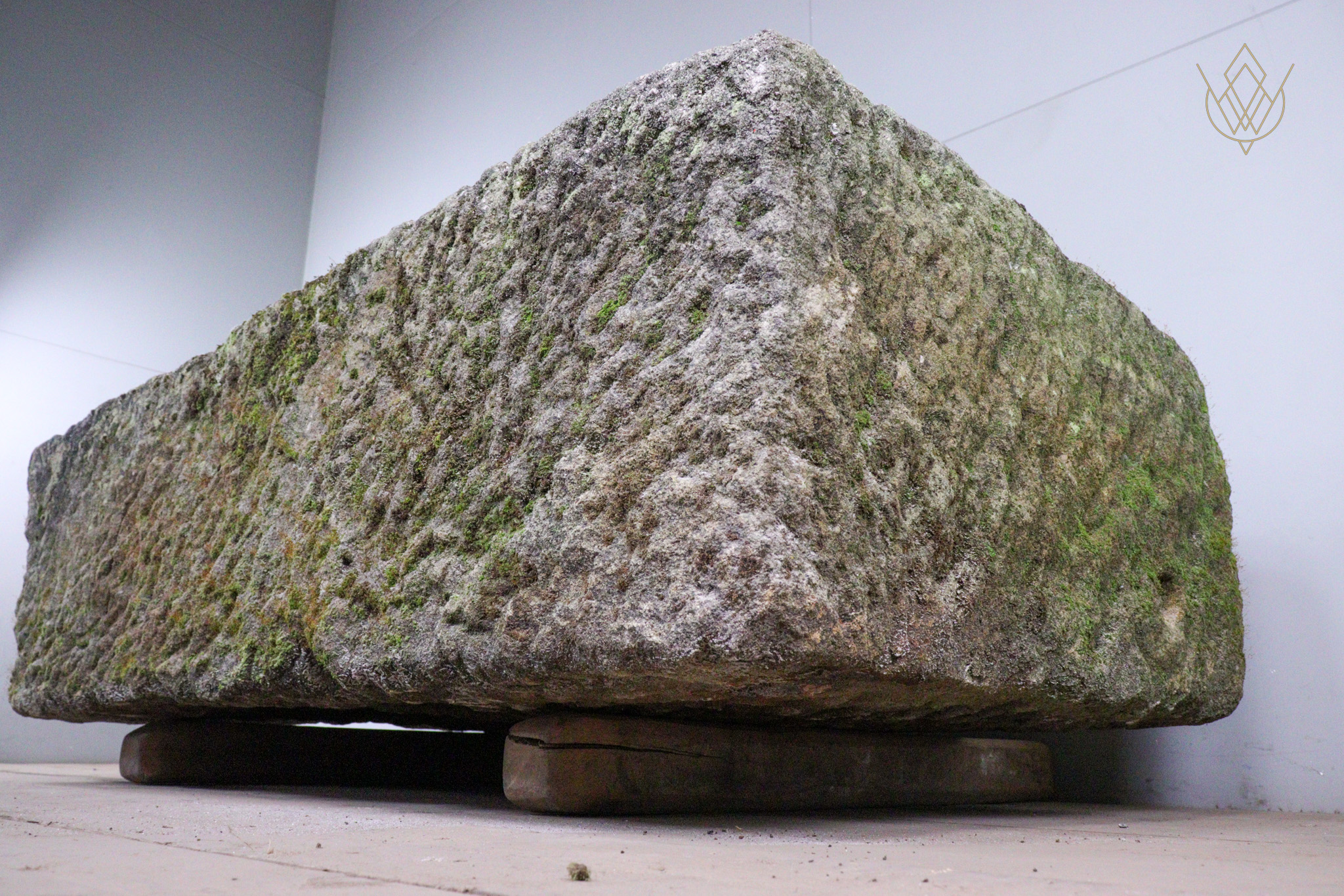 Large 18th Century Gritstone Water Trough - WM12484 - Image 7