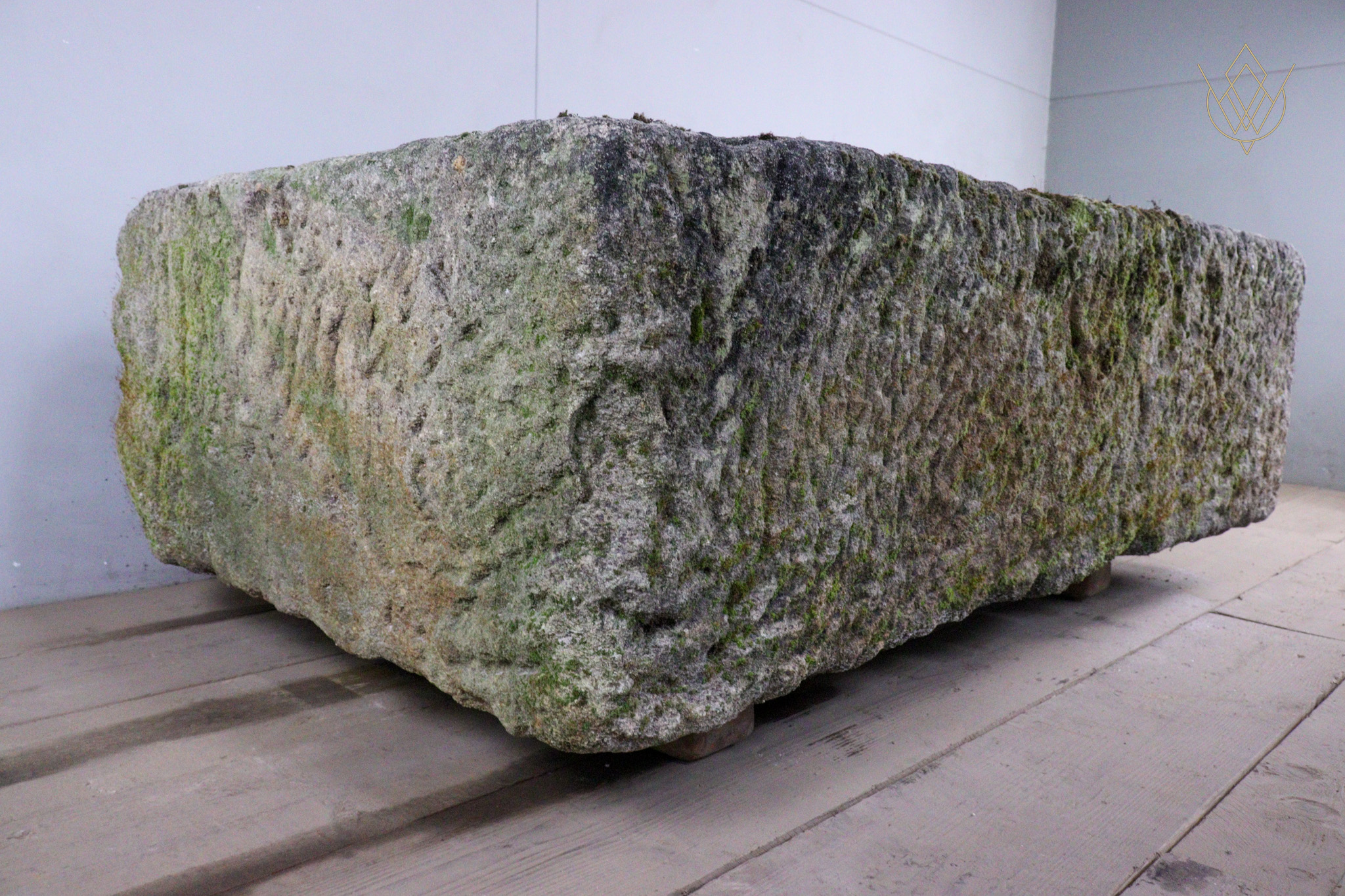 Large 18th Century Gritstone Water Trough - WM12484 - Image 3