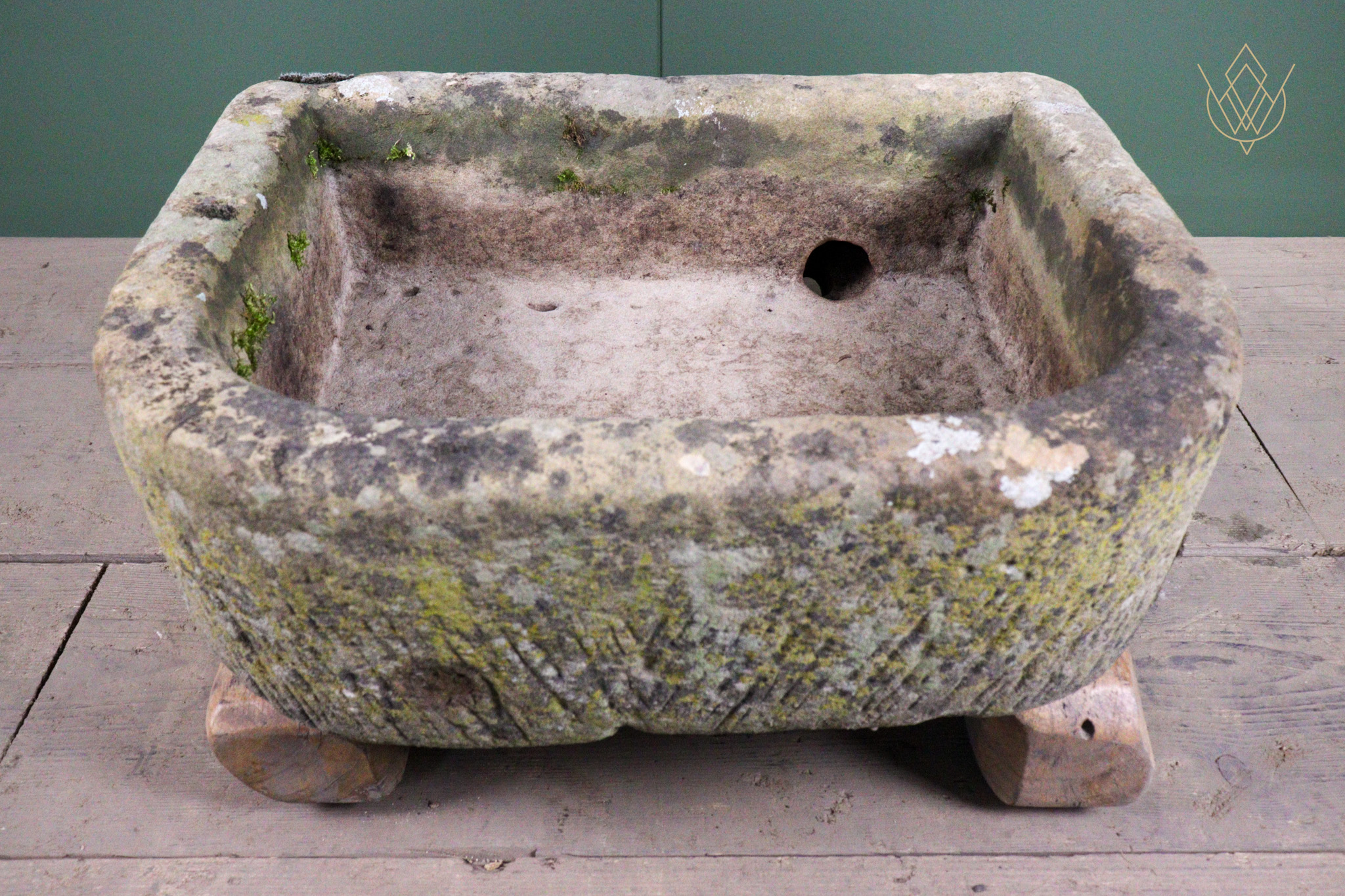 18th Century Sandstone D Shape Pump Stone Trough - WM12525 - Image 8