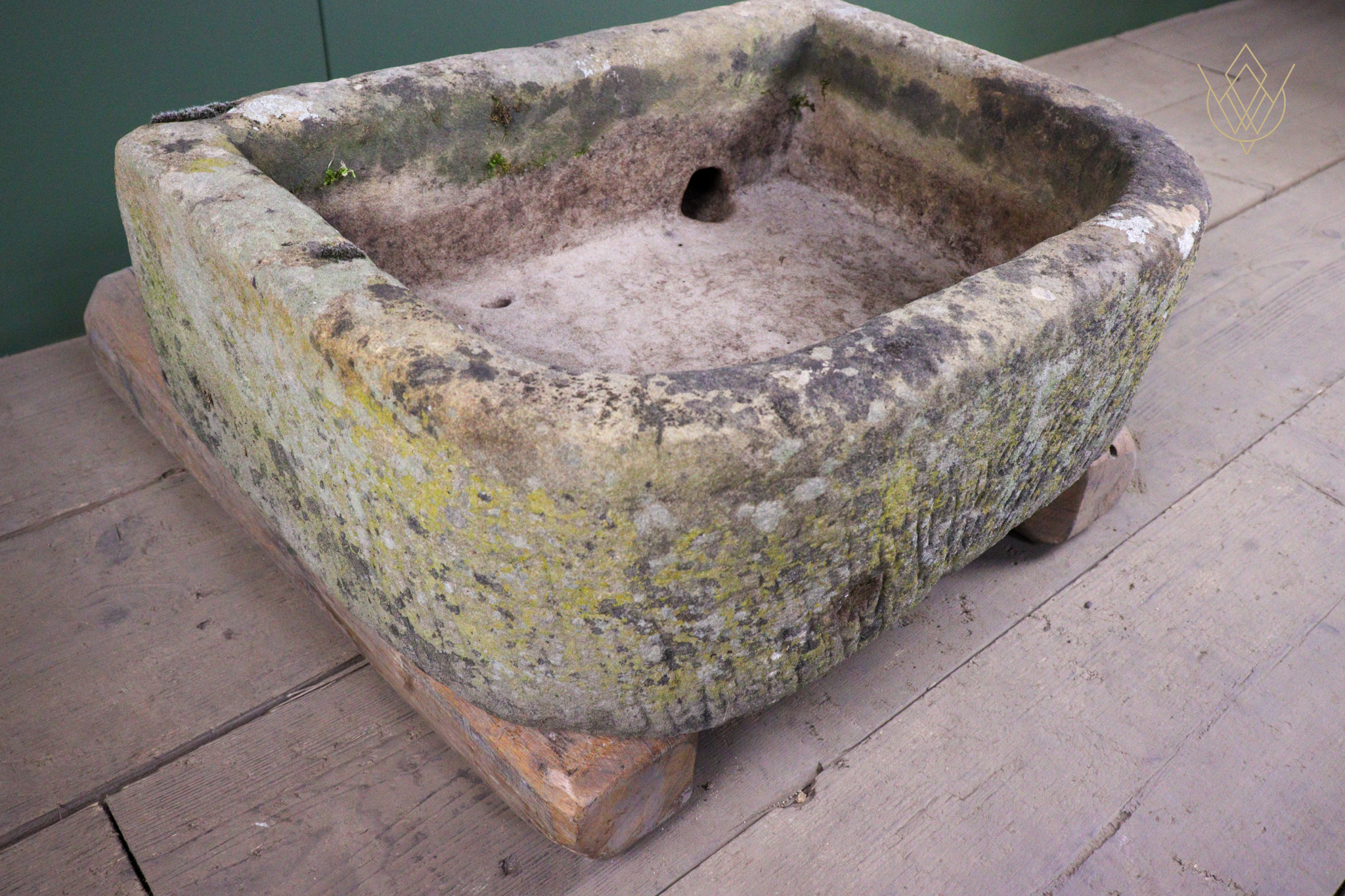 18th Century Sandstone D Shape Pump Stone Trough - WM12525 - Image 7