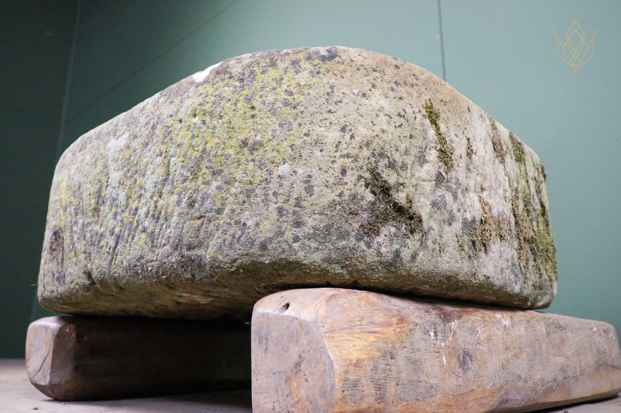 18th Century Sandstone D Shape Pump Stone Trough - WM12525 - Image 5