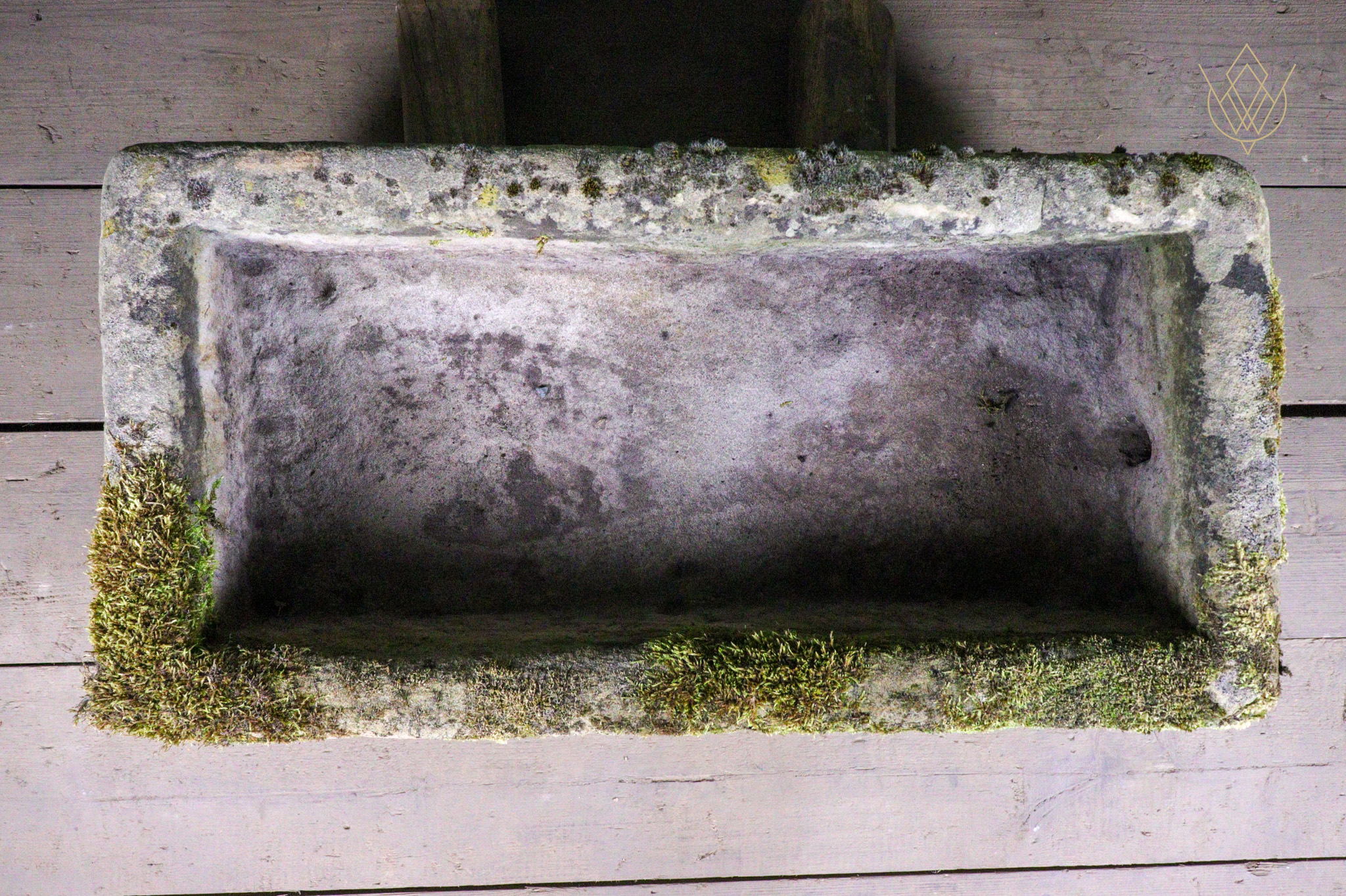 18th Century Sandstone Water Trough/Stone Planter - WM12529 - Image 6