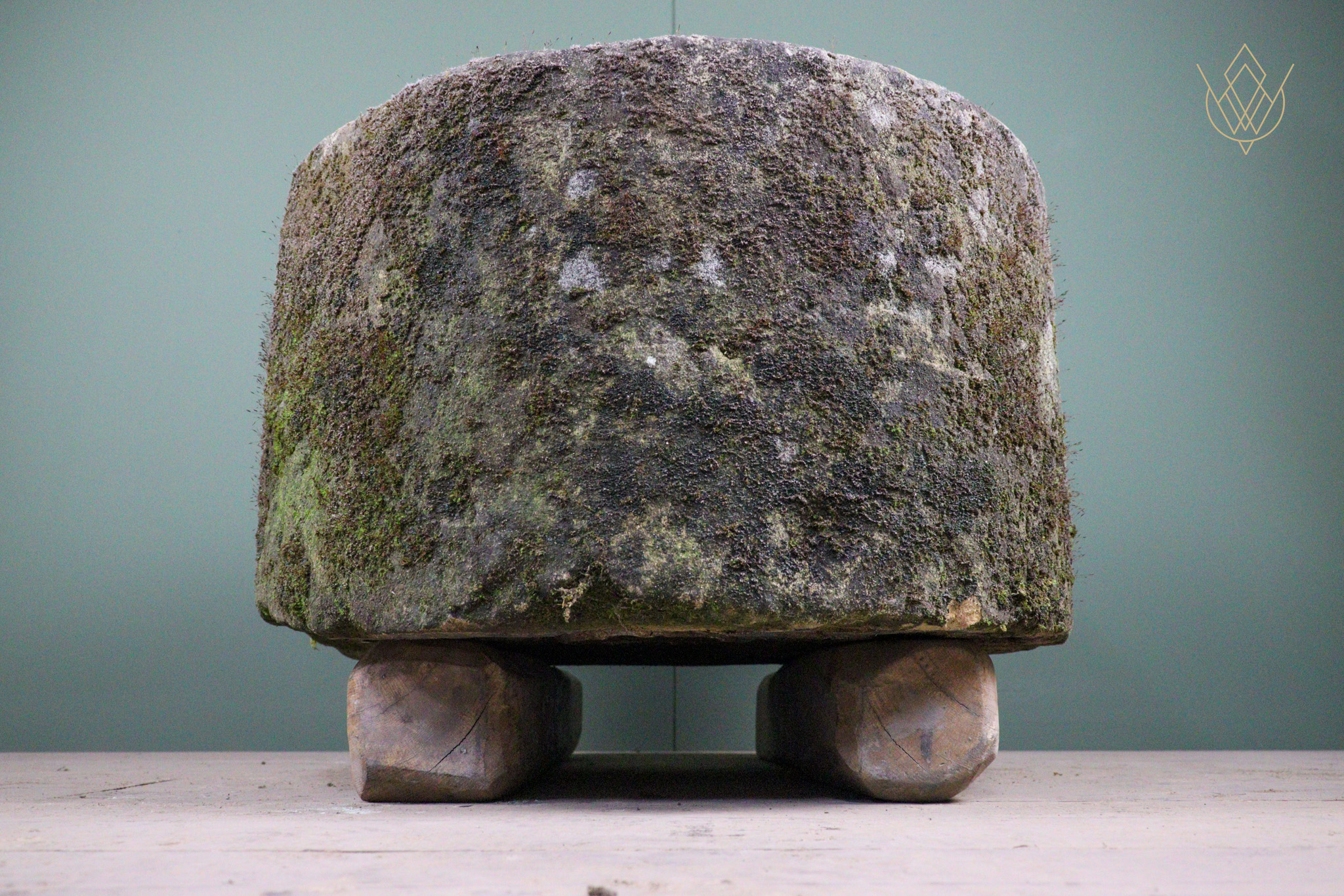 Large 19th Century Sandstone D Shaped Stone Pump Trough - WM12534 - Image 3