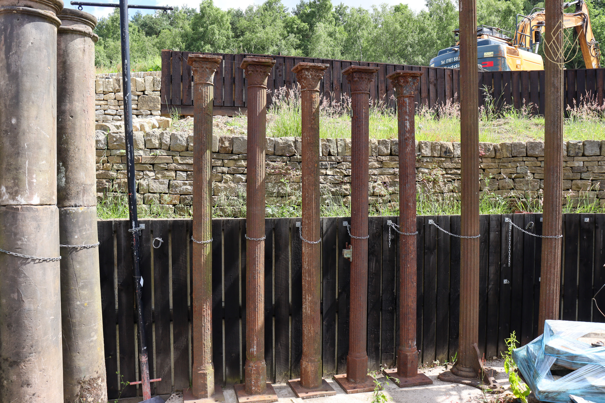 Set of 5 Ornate 19th Century Cast Iron Columns/Stanchions - WM12536 - Image 8