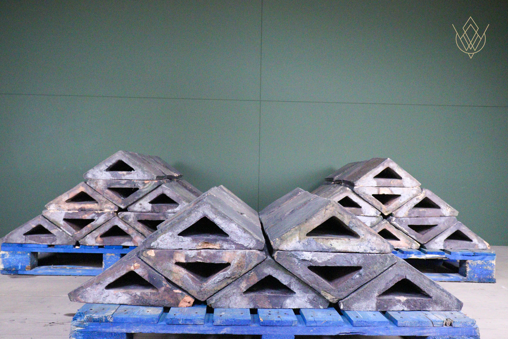Terracotta 15.5" x 6.5" Triangle Coping Stones - WM12541 - Image 4