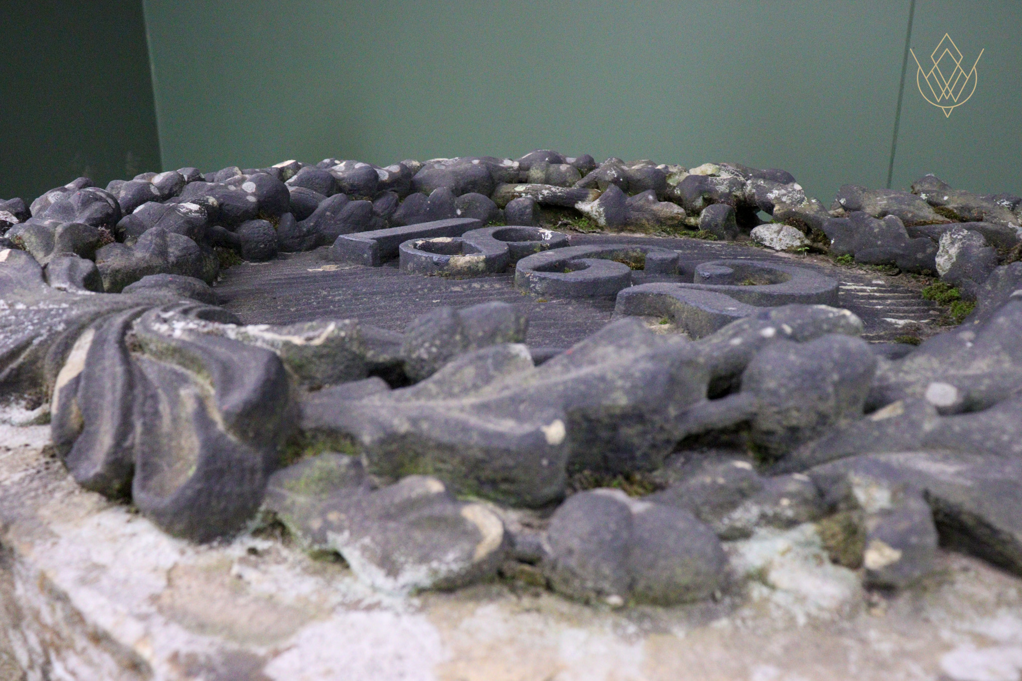 Extremely Ornate 19th Century Large Sandstone Date Stone - WM12542 - Image 5