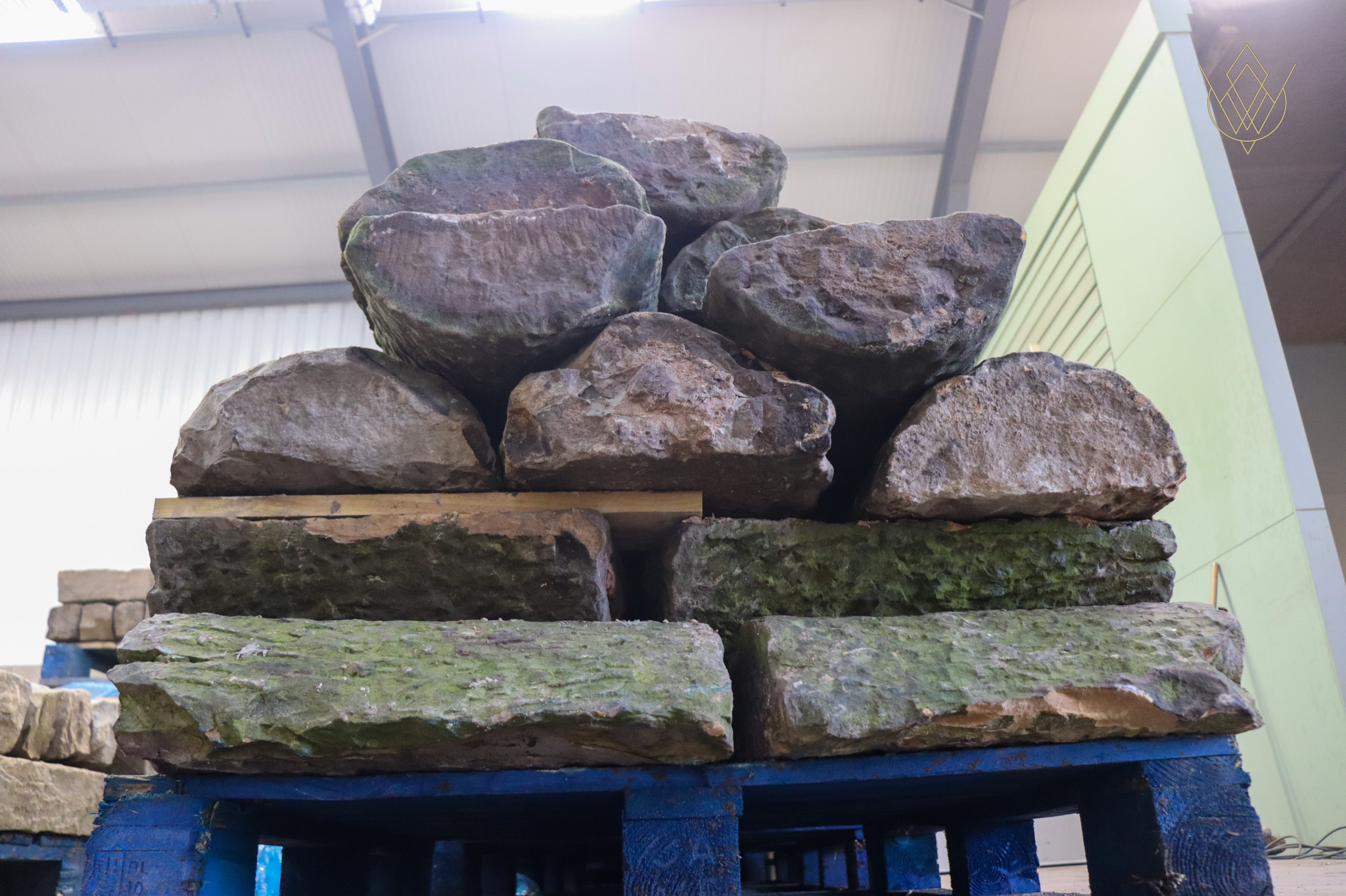 Reclaimed Sandstone Round Top Coping Stones - WM12427 - Image 5