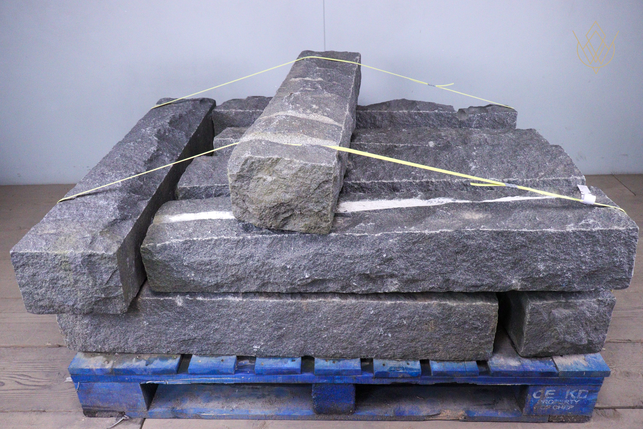 10.81m - 8" x 6" Reclaimed Black Granite Kerbs - WM12511 - Image 8