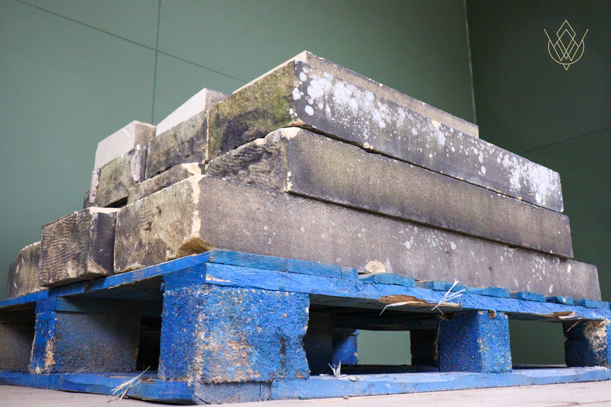 45ft - 9" x 4" Flat Victorian Sandstone Coping Stone - WM12551 - Image 2
