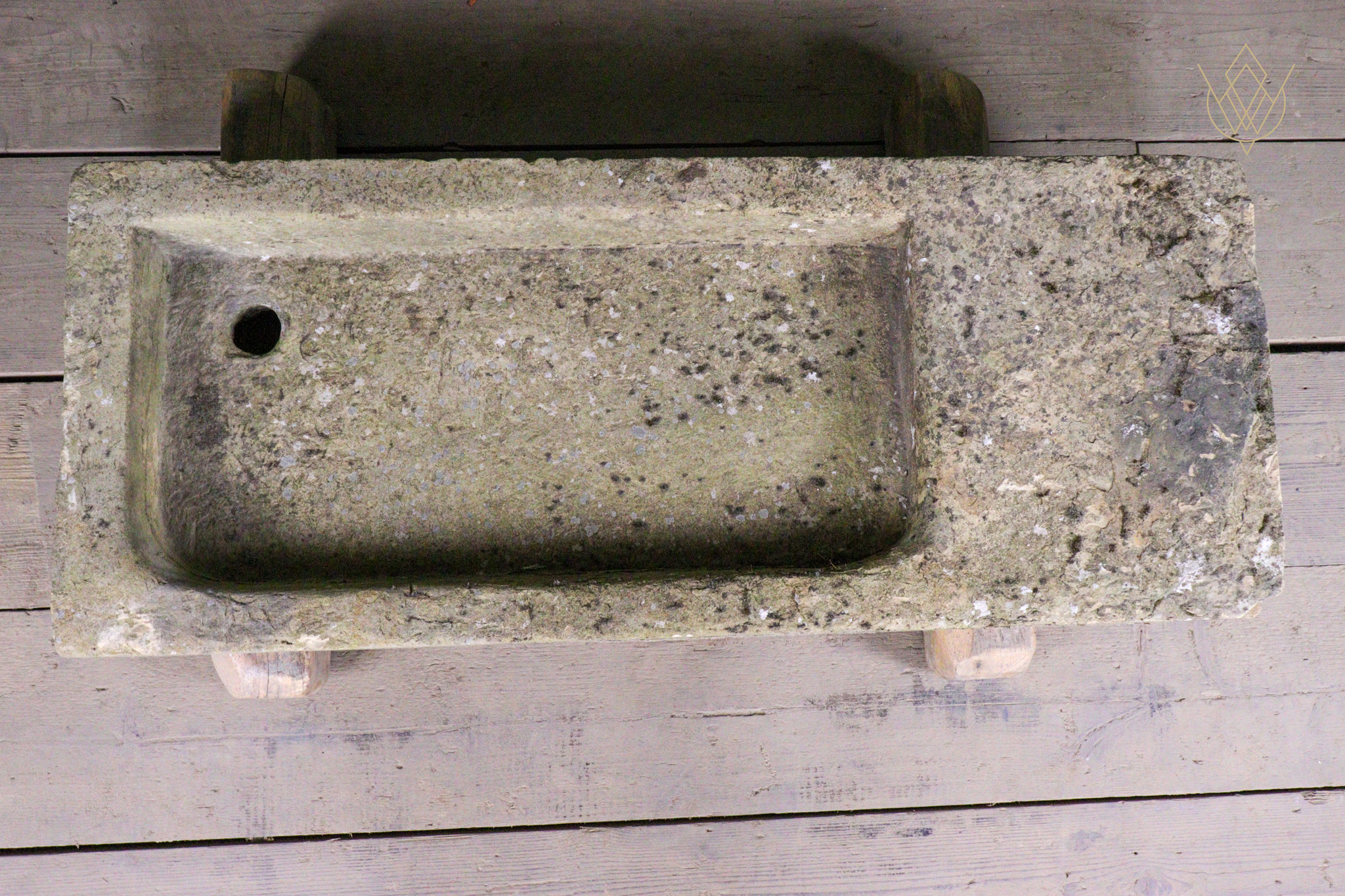 19th Century Sandstone Carved Stone Sink - WM12555 - Image 10