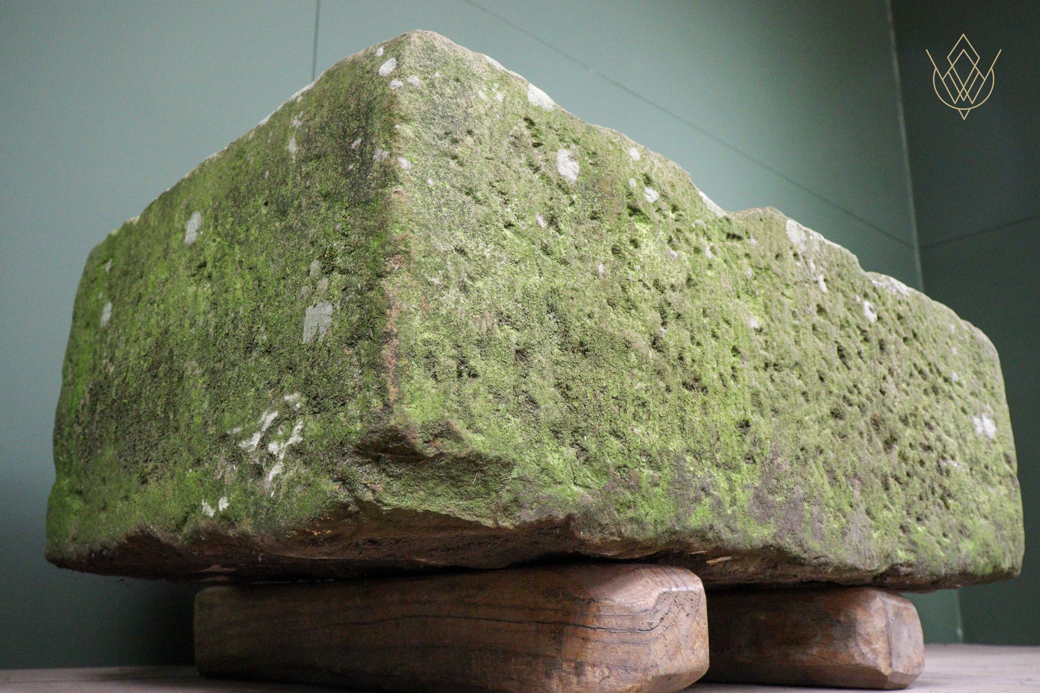18th Century Sandstone Water Trough/Carved Stone Planter - WM12557 - Image 4