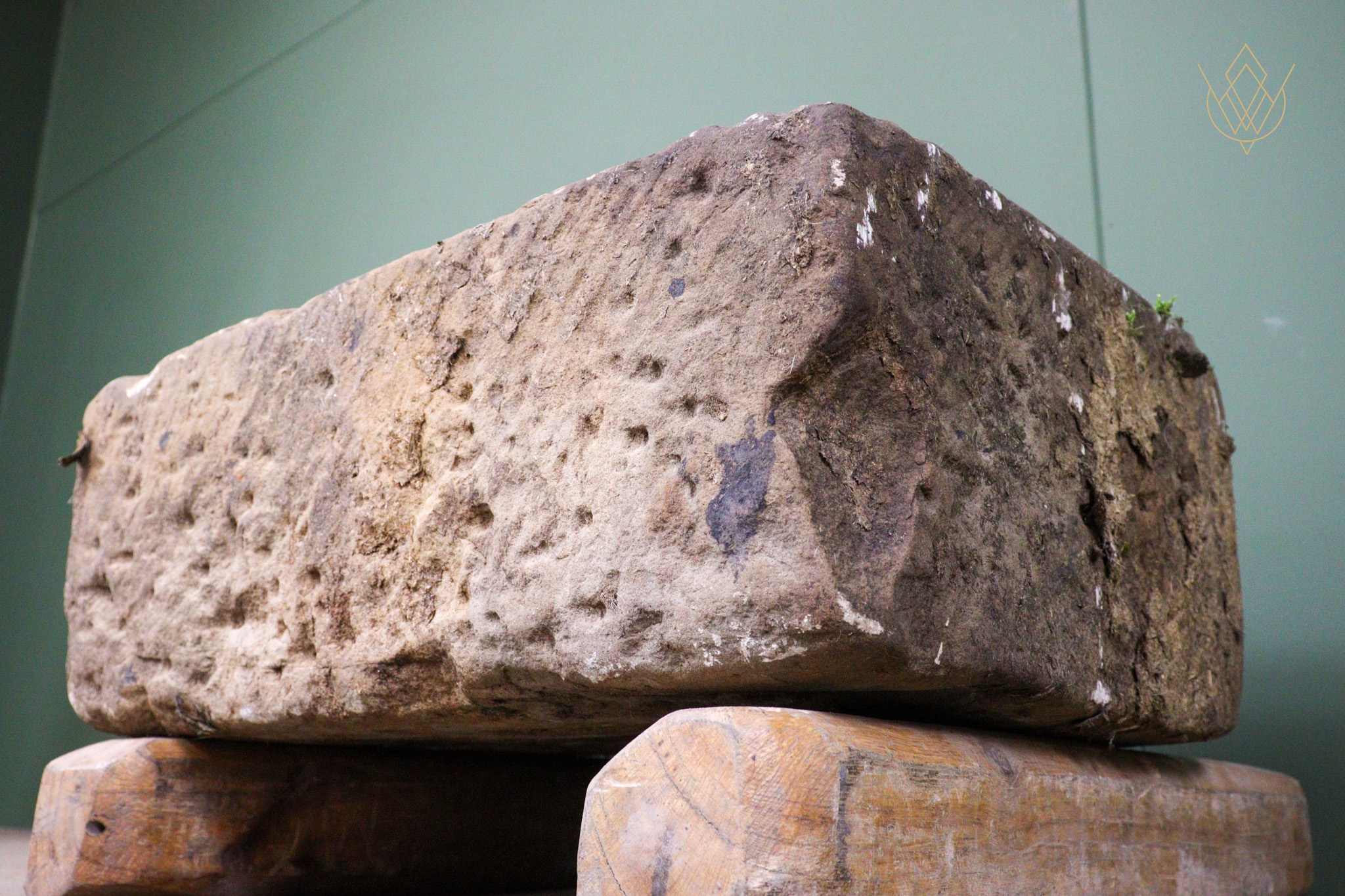 18th Century Sandstone Water Trough/Stone Planter - WM12562 - Image 2