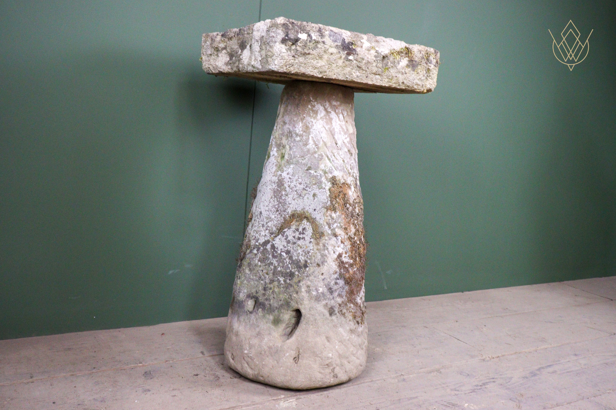 19th Century Stone Carved Bird Bath & Plinth - WM12565 - Image 6