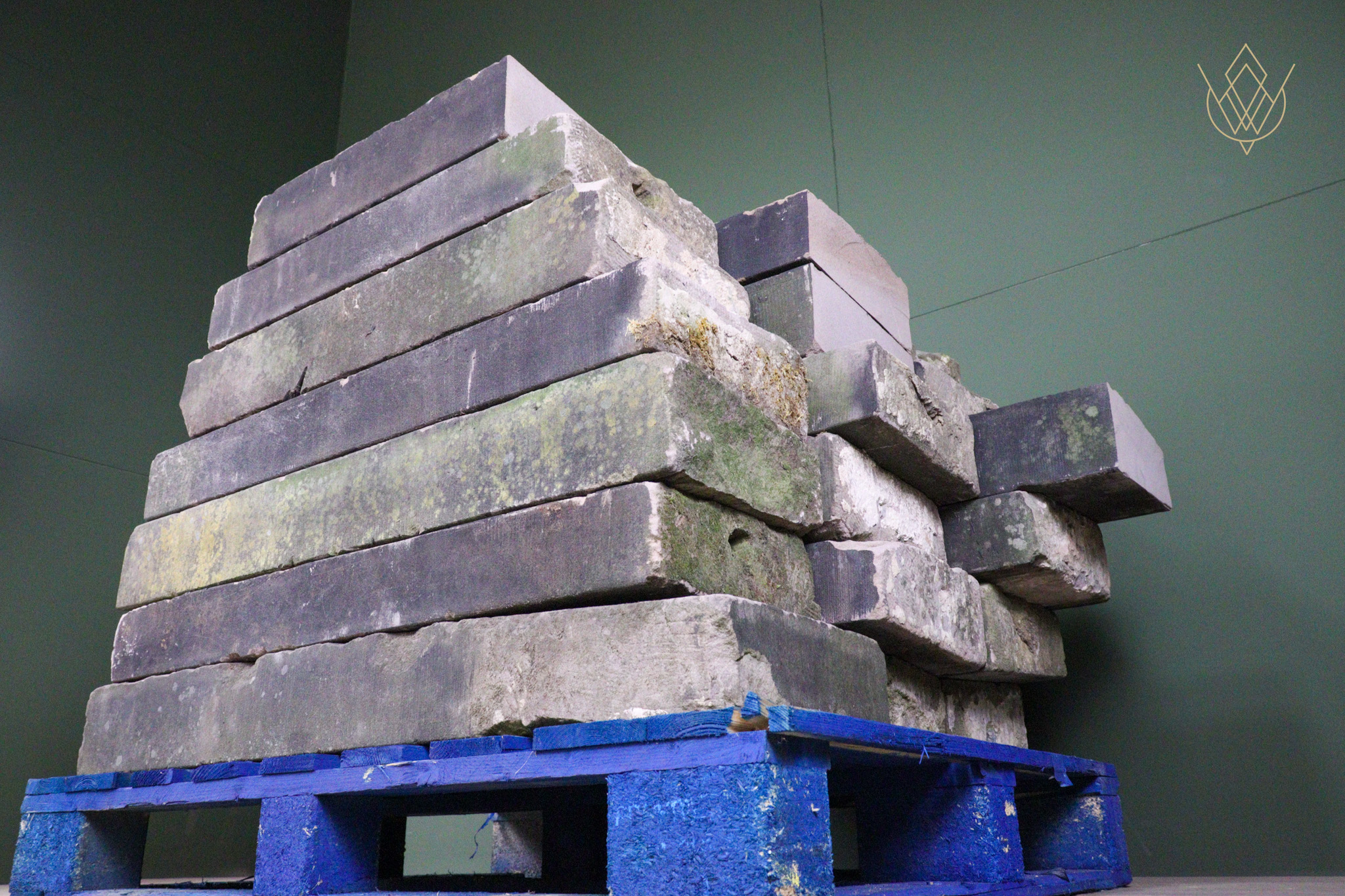 64.5ft - 12" Tapered Reclaimed Coping Stones - WM12575 - Image 2