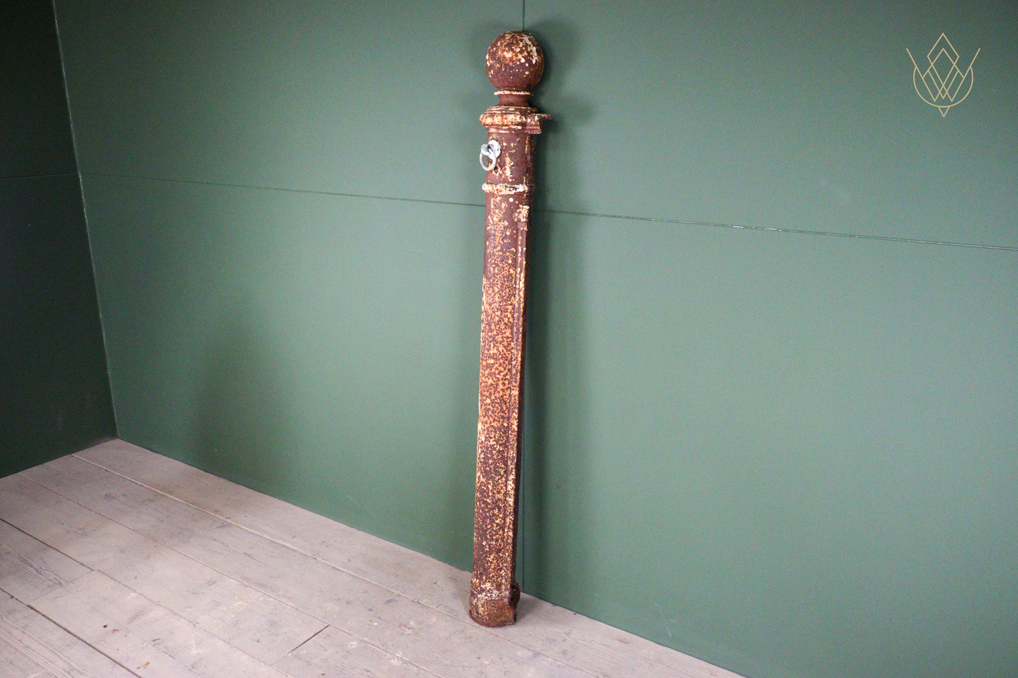 Victorian Cast Iron Wall Mounted Post with Copper Ring - WM12527