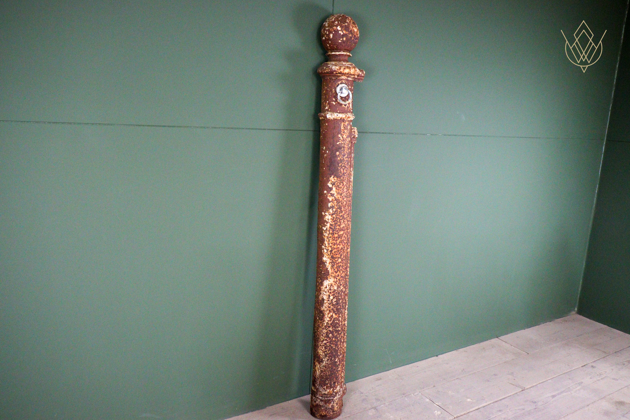 Victorian Cast Iron Wall Mounted Post with Copper Ring - WM12527 - Image 7
