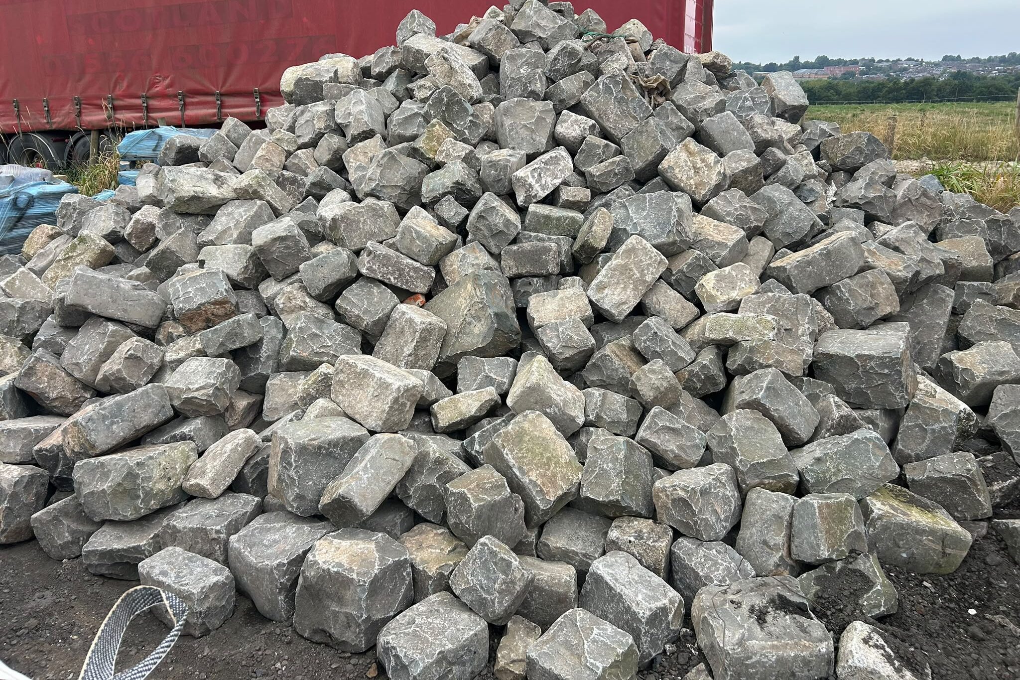 Large Granite & Basalt Setts/Cobbles - WM12613