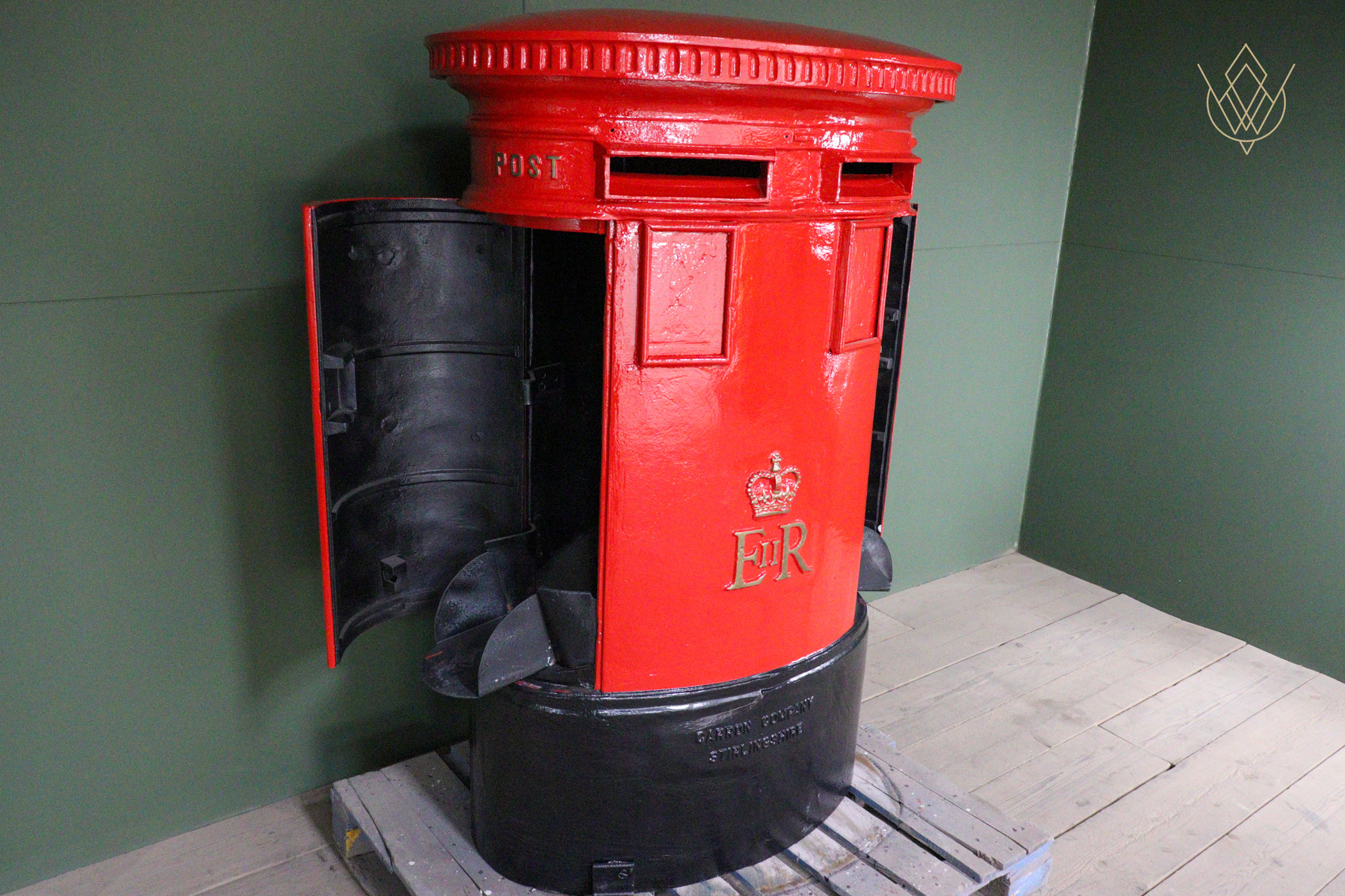 Original Post Office ER II Double Cast Iron Pillar Box - WM12591 - Image 8