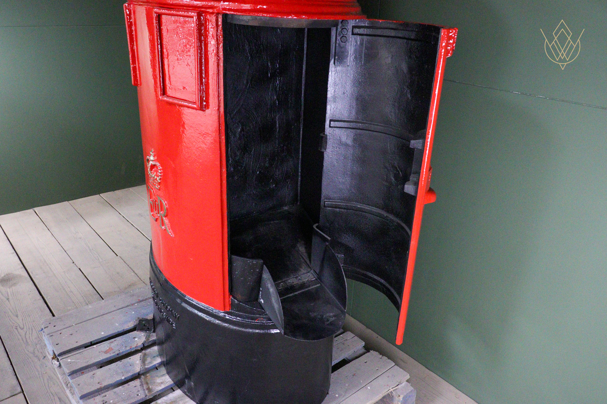 Original Post Office ER II Double Cast Iron Pillar Box - WM12591 - Image 6