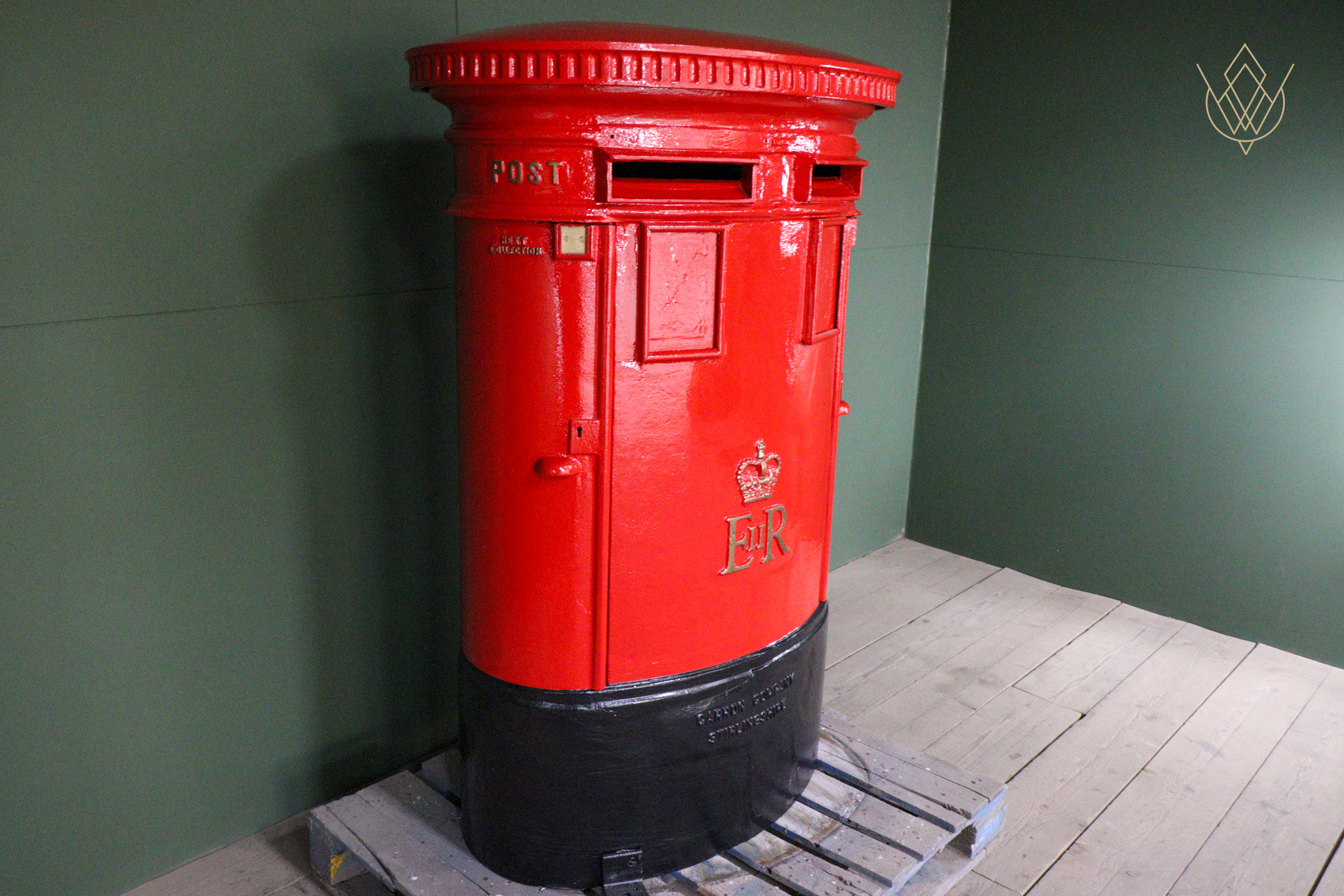 Original Post Office ER II Double Cast Iron Pillar Box - WM12591 - Image 18
