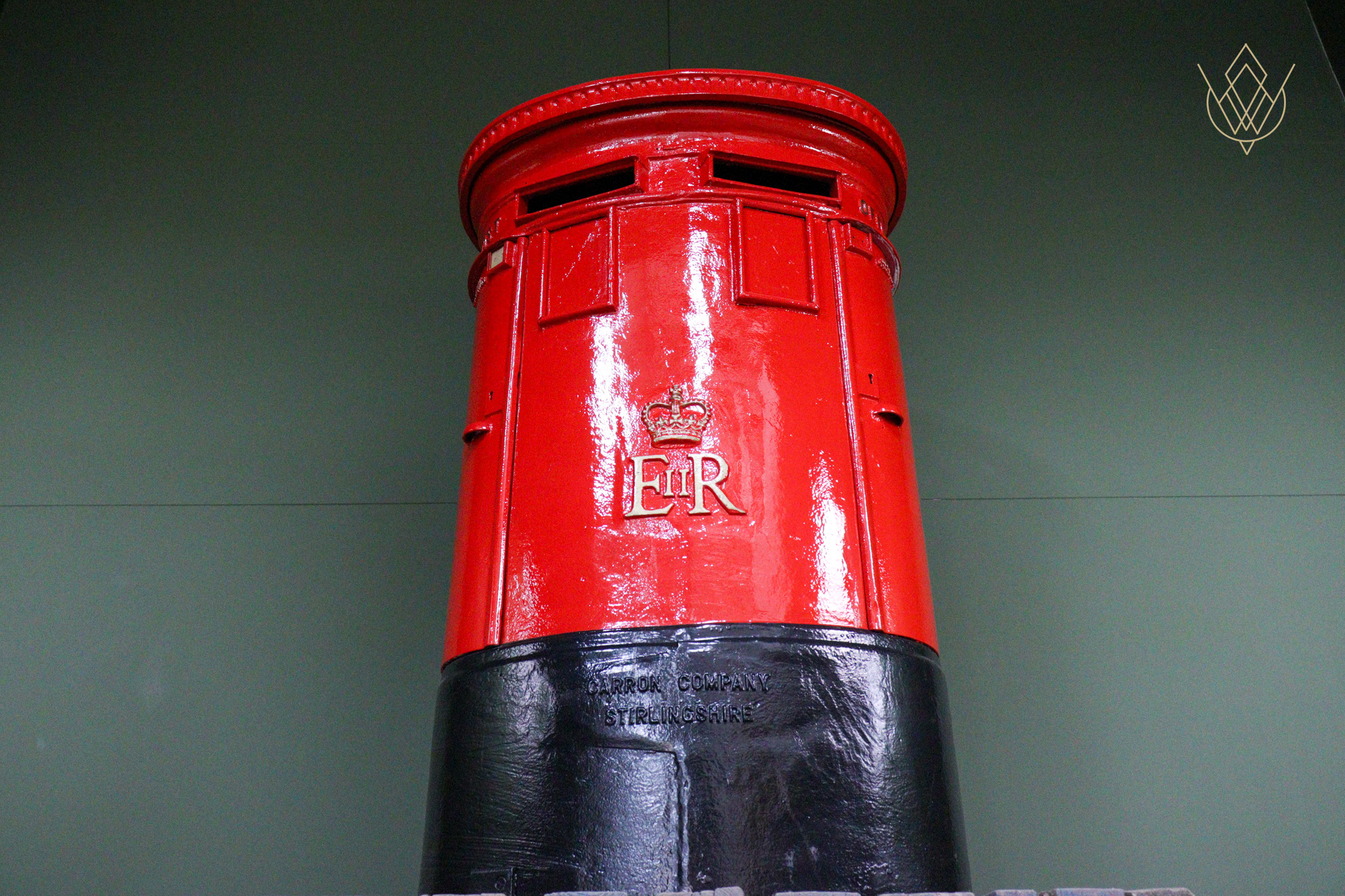 Original Post Office ER II Double Cast Iron Pillar Box - WM12591 - Image 12