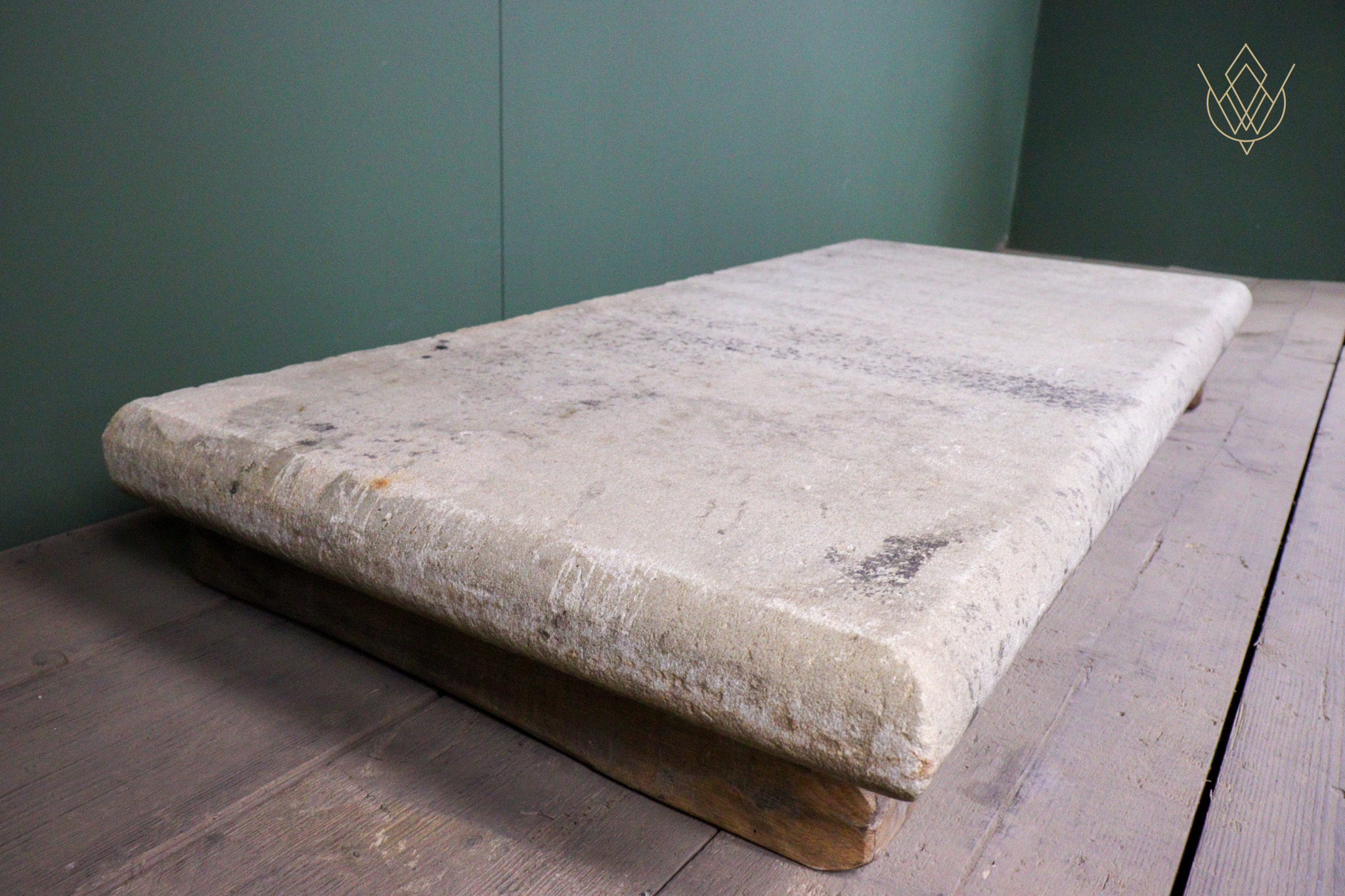 Large York Stone Bull Nosed Entrance Step/Flag - WM12605 - Image 4