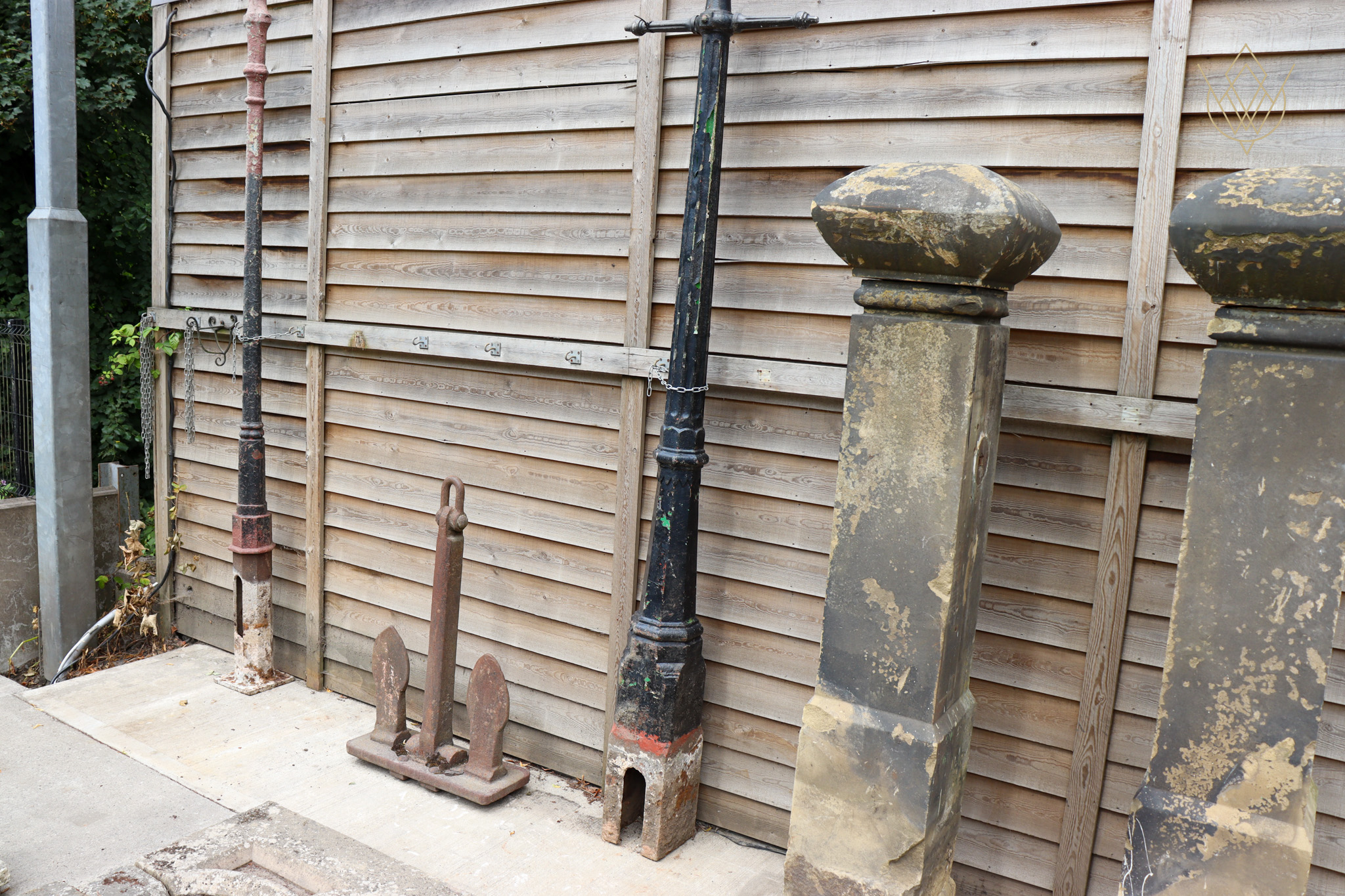 Victorian Cast Iron Lamppost - WM12607 - Image 8