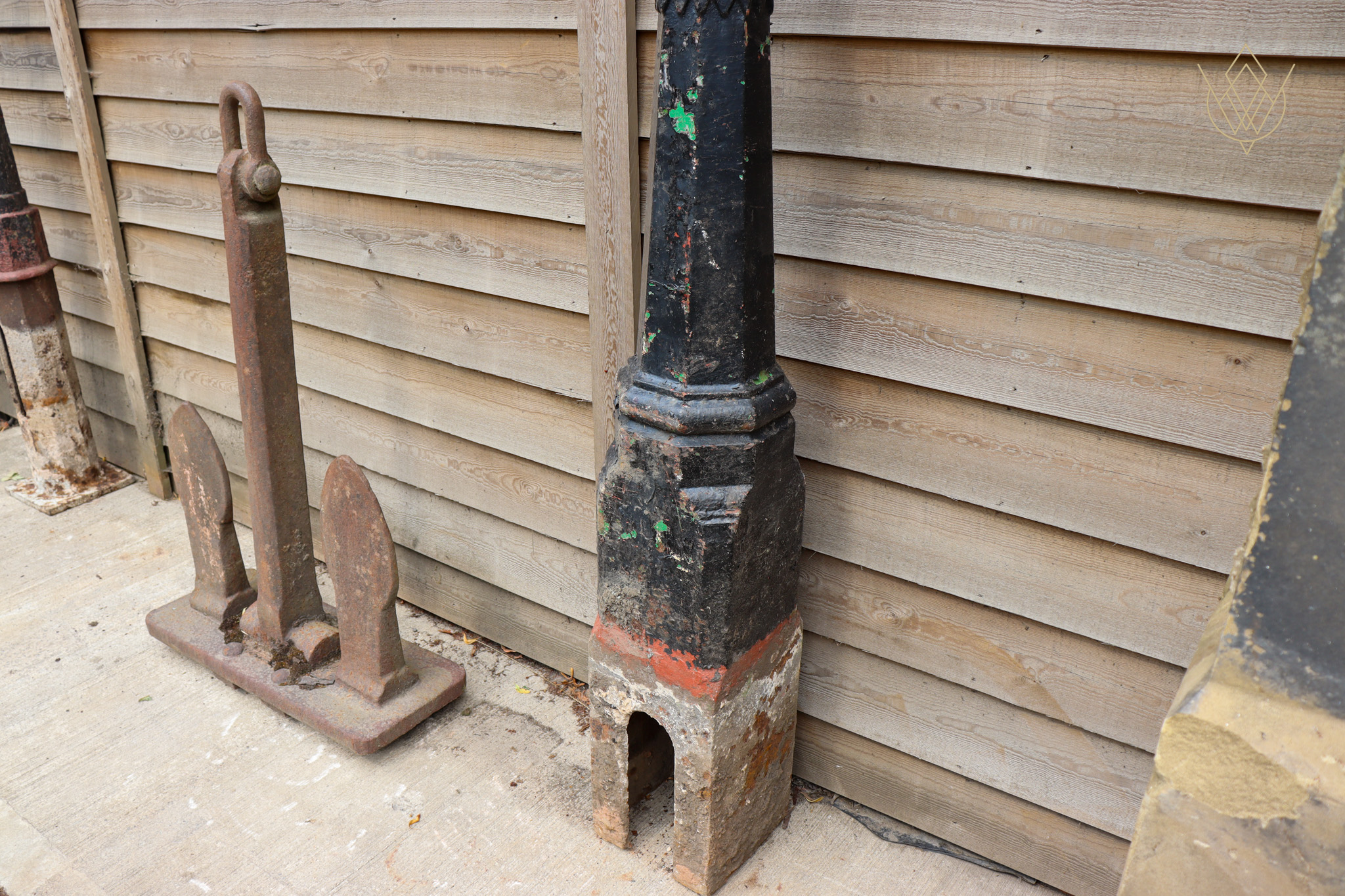 Victorian Cast Iron Lamppost - WM12607 - Image 7