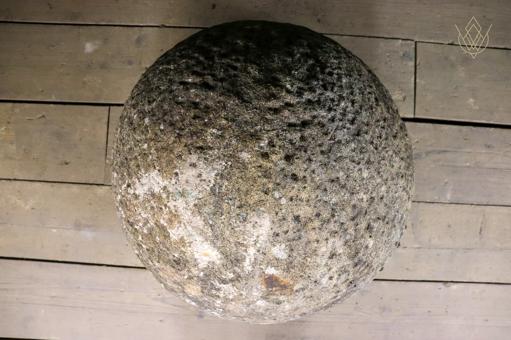 24" Diameter 19th Century Sandstone Ball Finial - WM12609 - Image 8