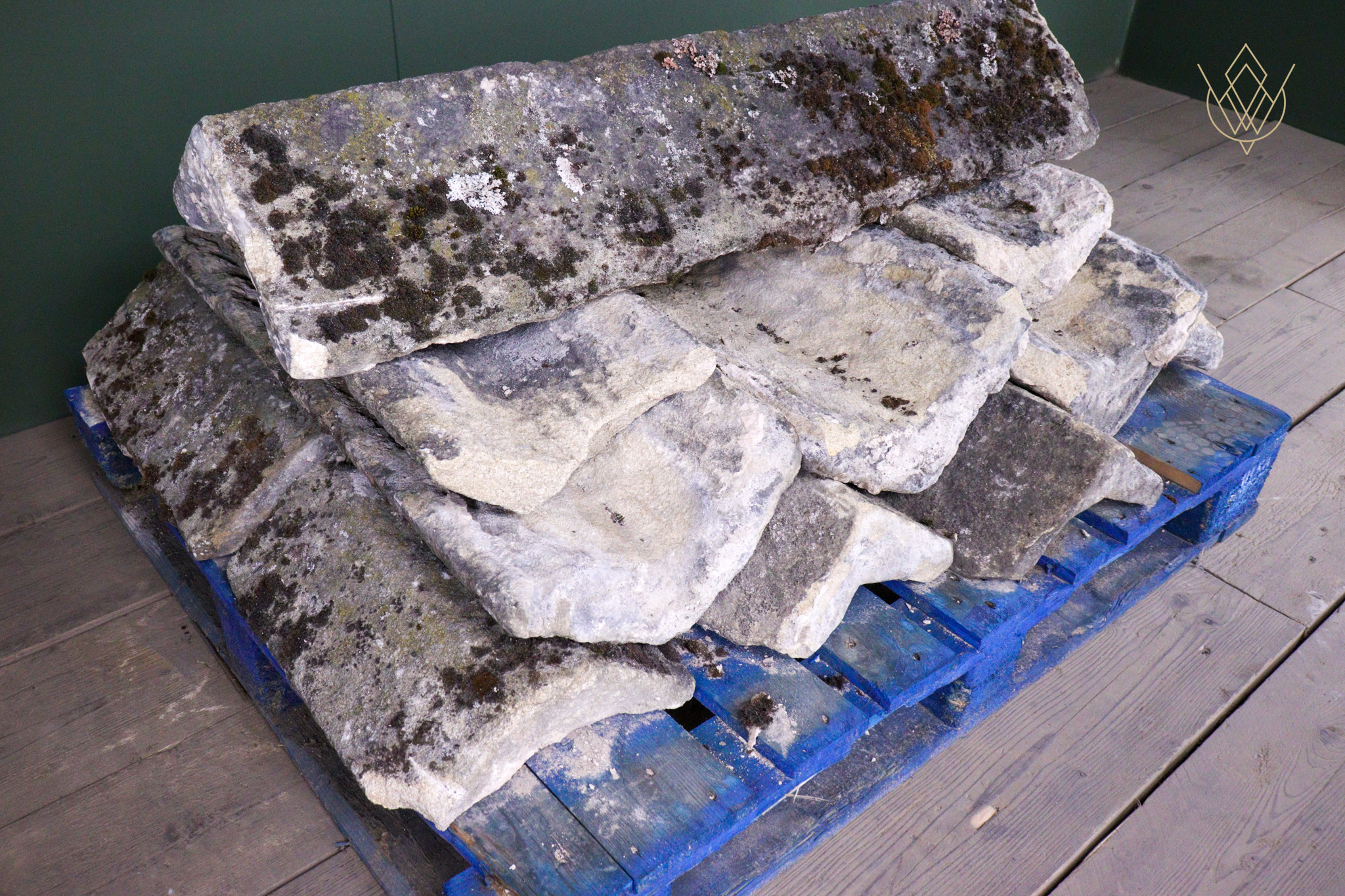 23.6ft - 12.5" x 6" Reclaimed Gritstone Ridge Stone - WM12622 - Image 7
