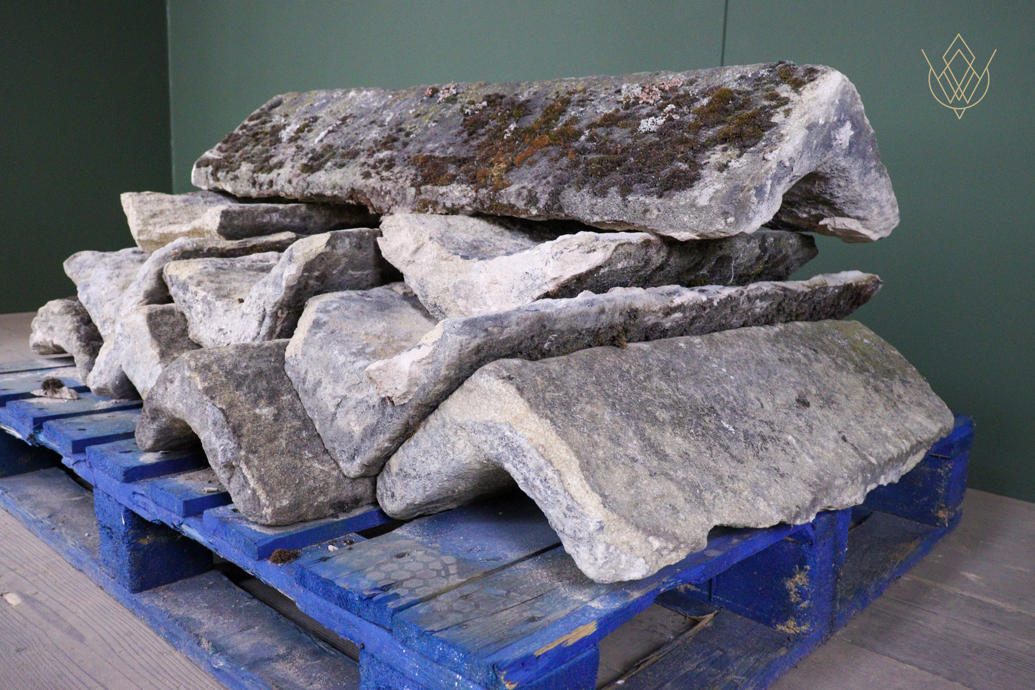 23.6ft - 12.5" x 6" Reclaimed Gritstone Ridge Stone - WM12622