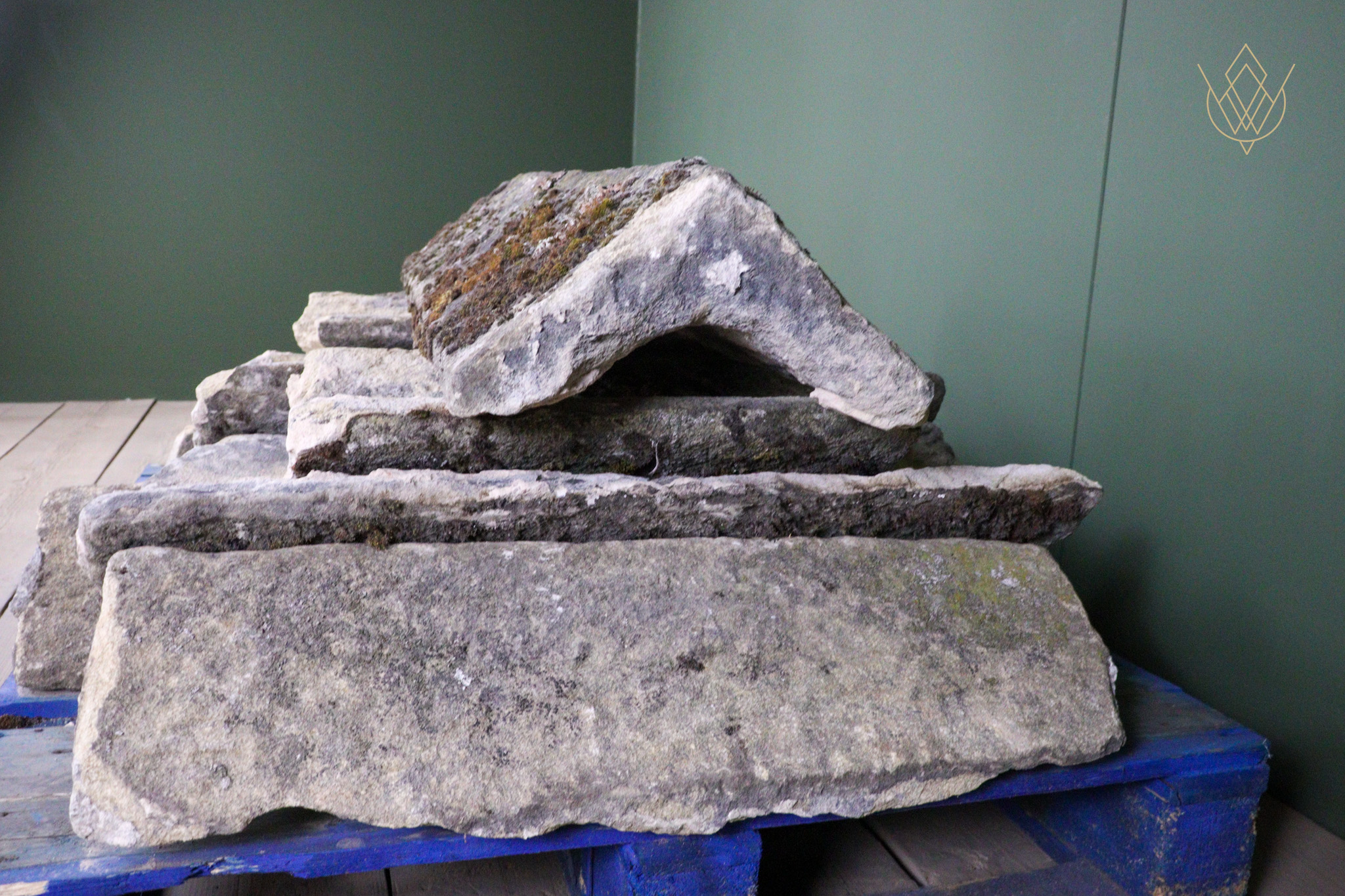 23.6ft - 12.5" x 6" Reclaimed Gritstone Ridge Stone - WM12622 - Image 2