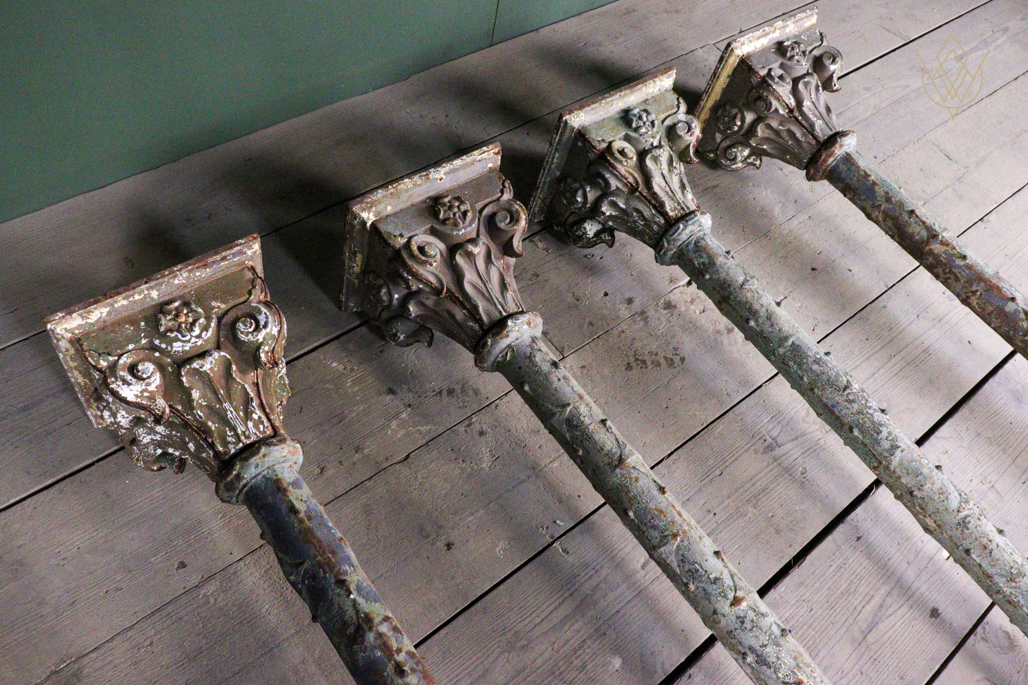Set of Four Decorative Victorian Cast Iron Stanchions/Columns - WM12640 - Image 4