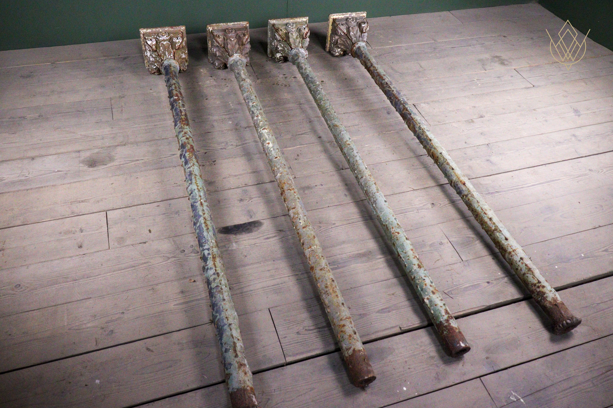 Set of Four Decorative Victorian Cast Iron Stanchions/Columns - WM12640 - Image 9