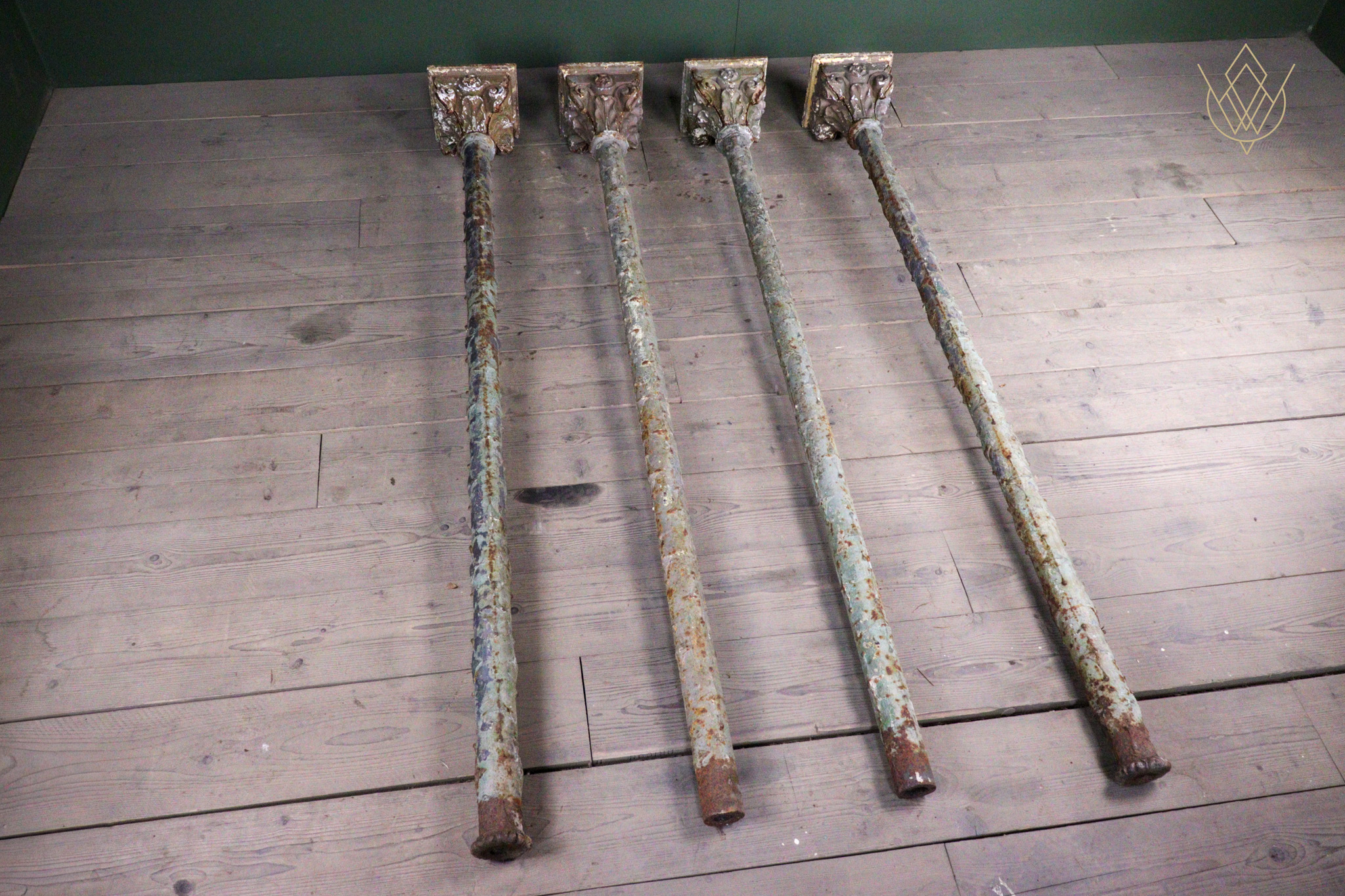 Set of Four Decorative Victorian Cast Iron Stanchions/Columns - WM12640 - Image 8